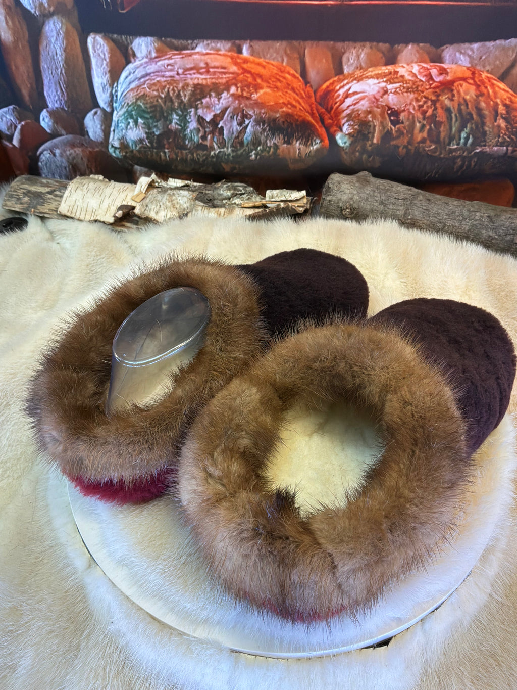 Slipper Les Gabrielle pointure 9 femme – Sherling italien & cuir recyclé, pièce unique faite à la main au Québec