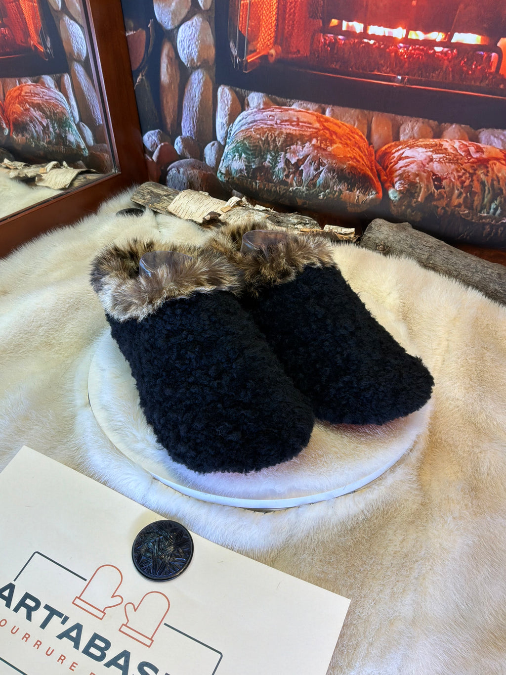 Slipper Les Lucille pointure 9 femme – Sherling italien & cuir recyclé, pièce unique faite à la main au Québec