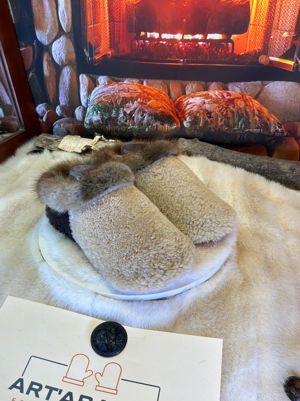 Slipper Les Rolande pointure 9 femme – Sherling italien & cuir recyclé, pièce unique faite à la main au Québec
