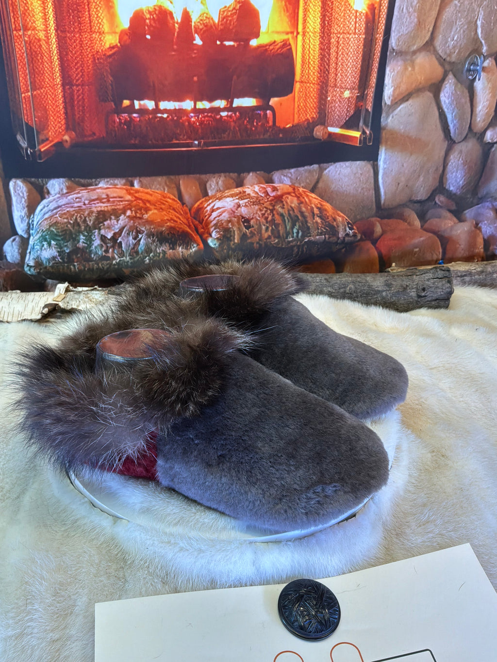 Slipper Les Cécile pointure 9 femme – Sherling italien & cuir recyclé, pièce unique faite à la main au Québec