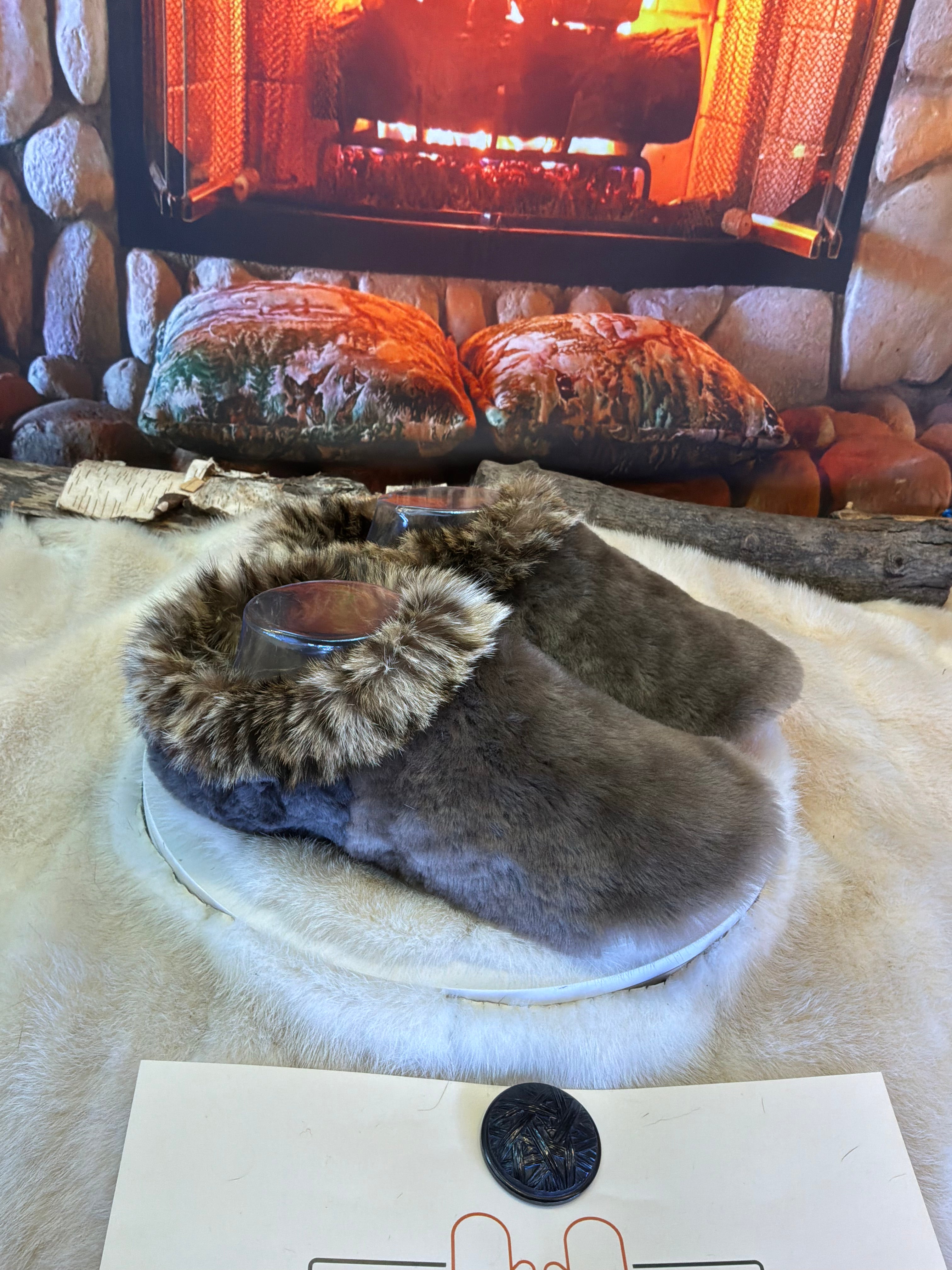Slipper Les Claire pointure 9 femme – Sherling italien & cuir recyclé, pièce unique faite à la main au Québec