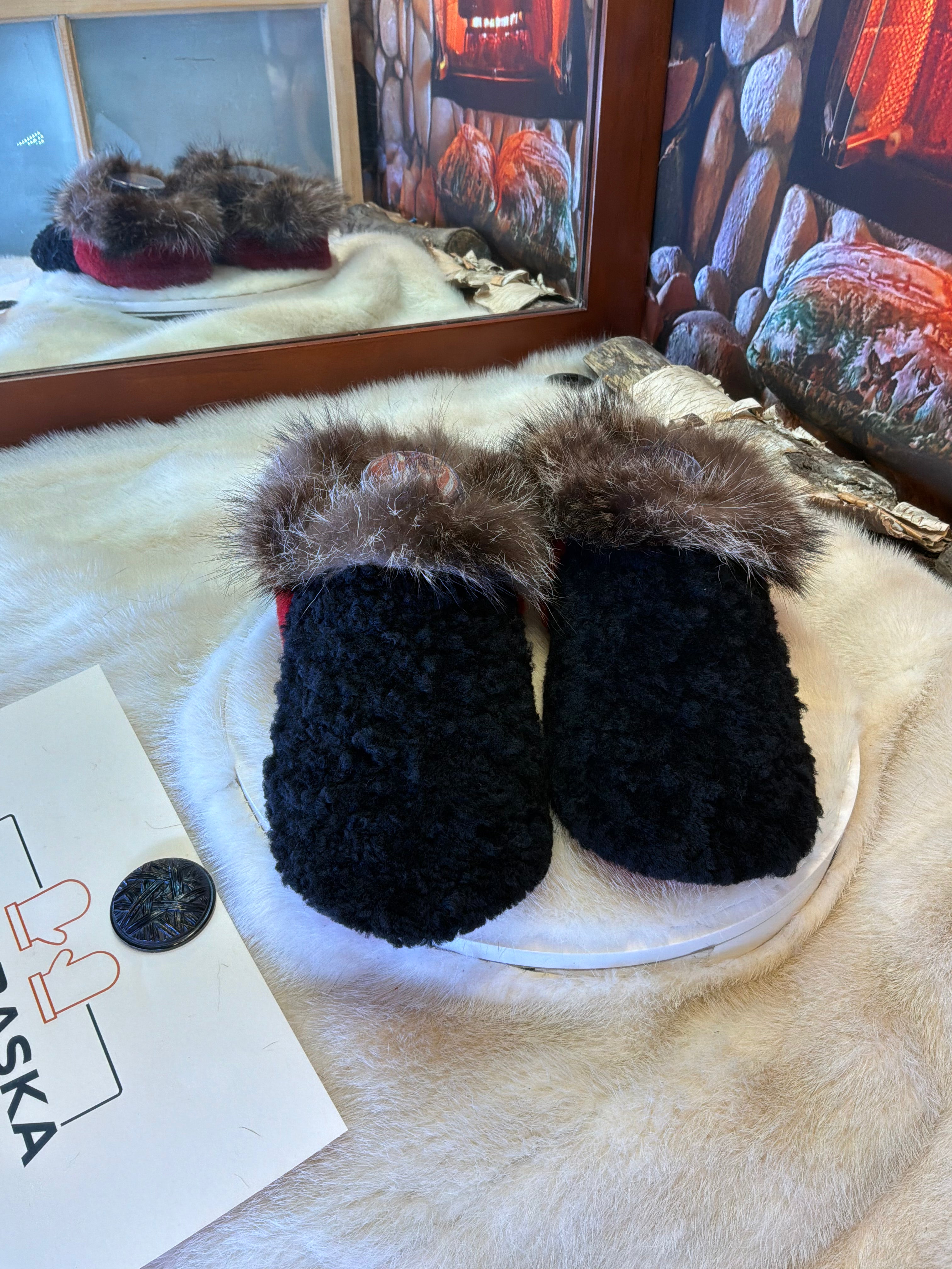 Slipper Les Madeleine pointure 9 femme – Sherling italien & cuir recyclé, pièce unique faite à la main au Québec