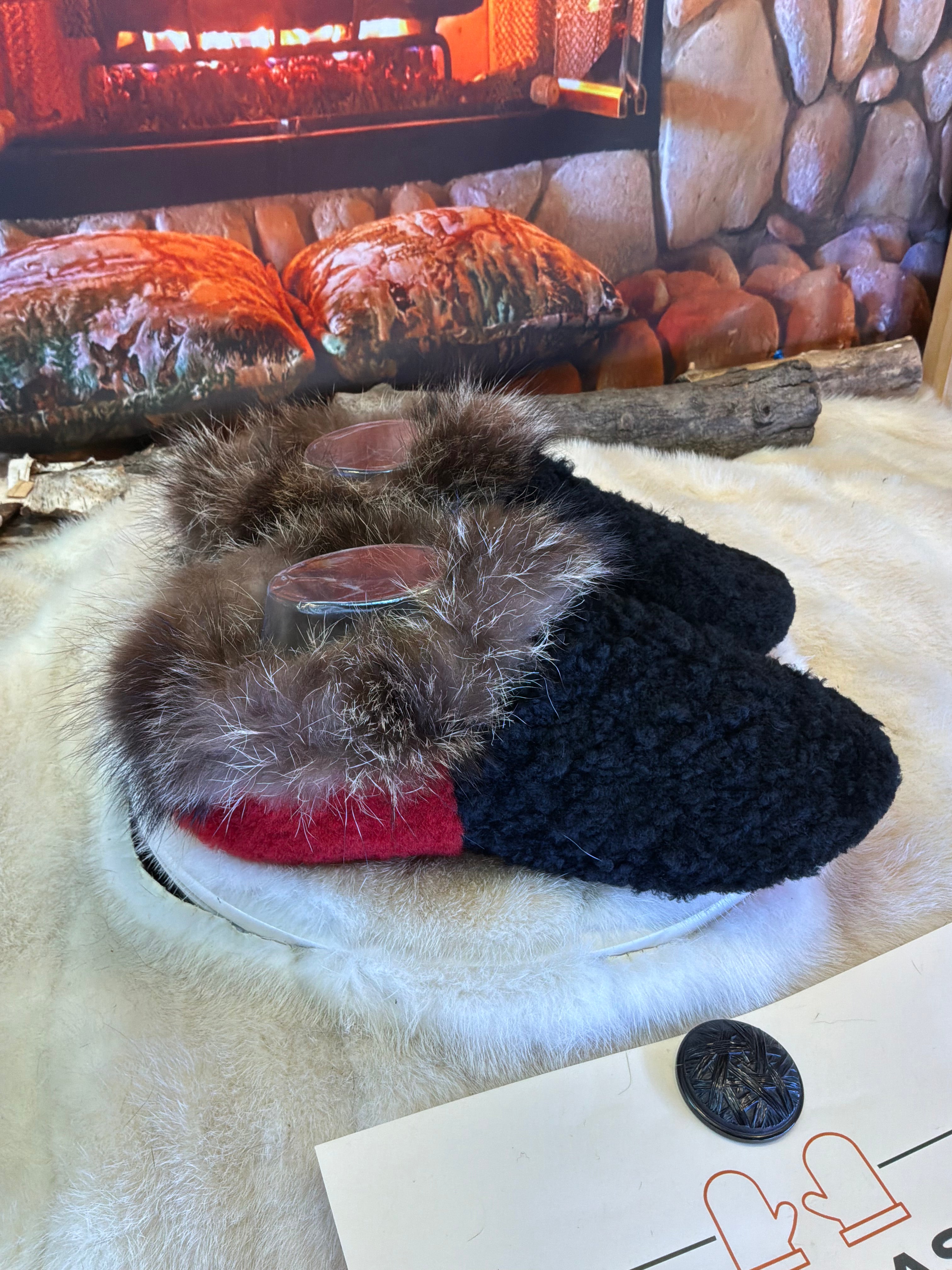 Slipper Les Madeleine pointure 9 femme – Sherling italien & cuir recyclé, pièce unique faite à la main au Québec