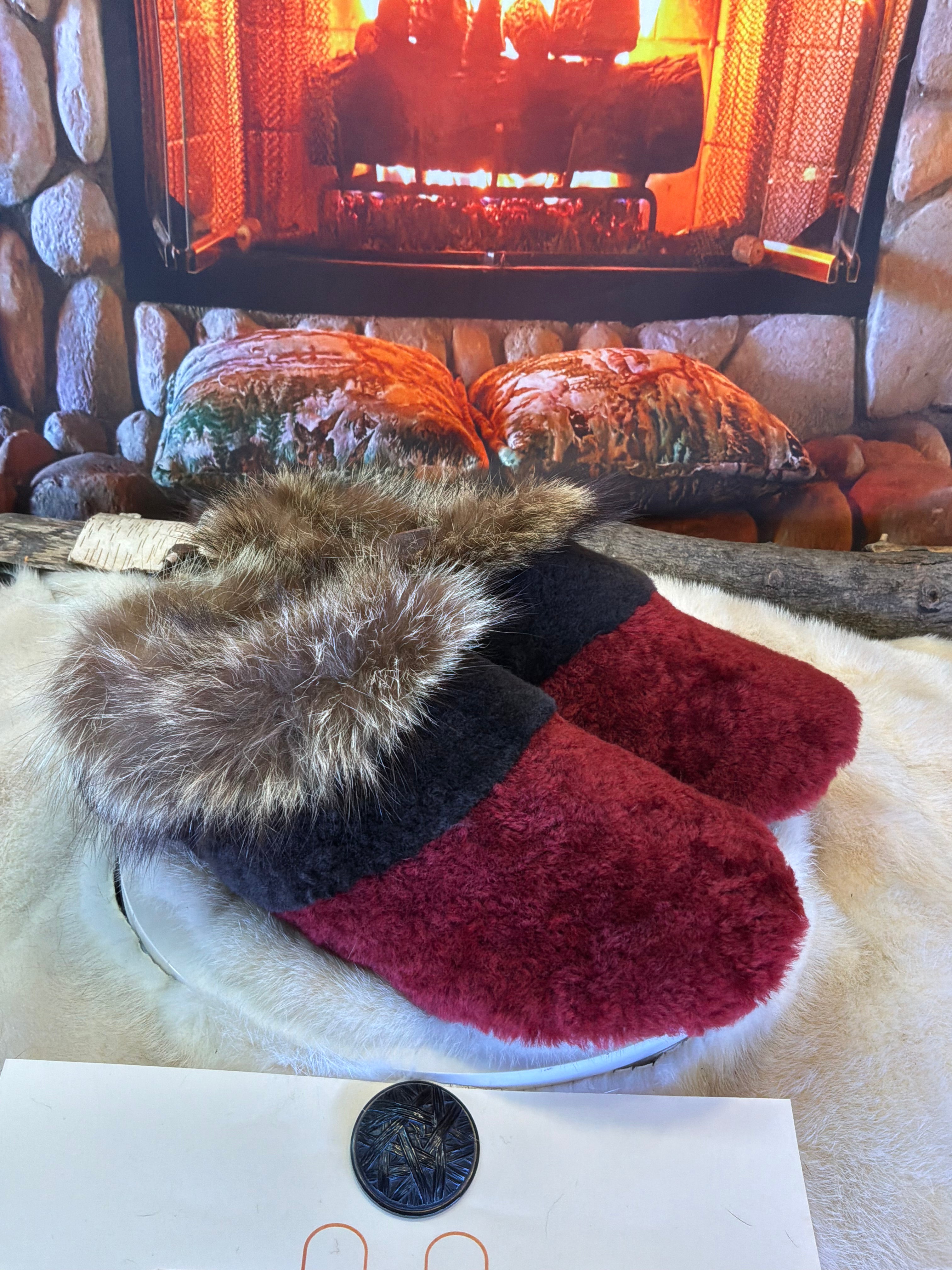 Slipper Les Jacqueline pointure 11 Homme – Sherling italien & cuir recyclé, pièce unique faite à la main au Québec