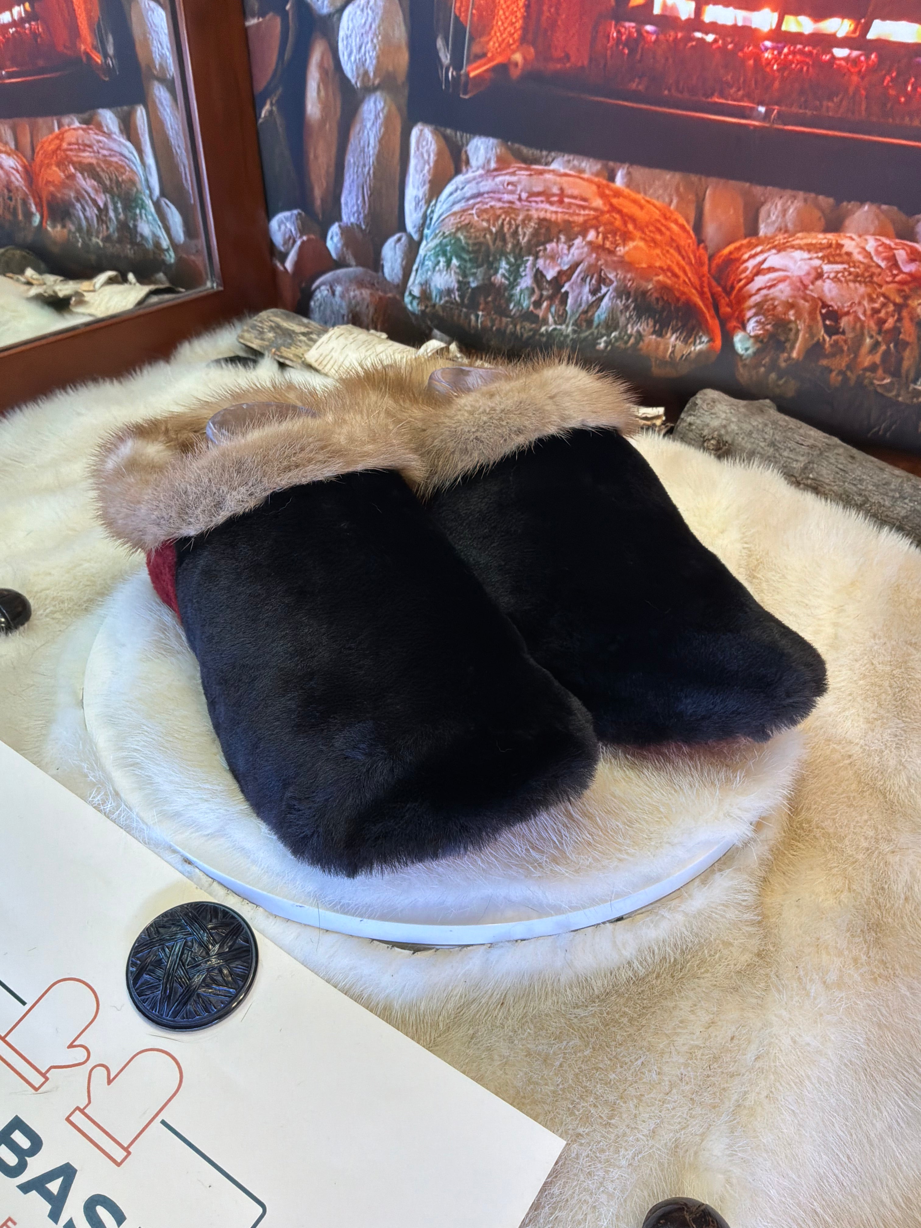 Slipper Les Gisèle pointure 8 femme – Sherling italien & cuir recyclé, pièce unique faite à la main au Québec