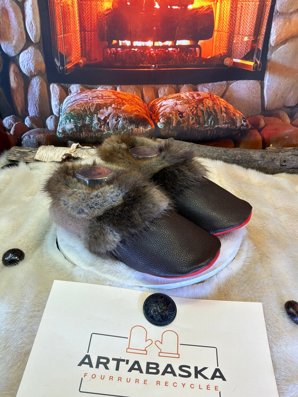 Slipper Les Rose pointure 9 Homme-11 femme – Sherling italien & cuir recyclé, pièce unique faite à la main au Québec
