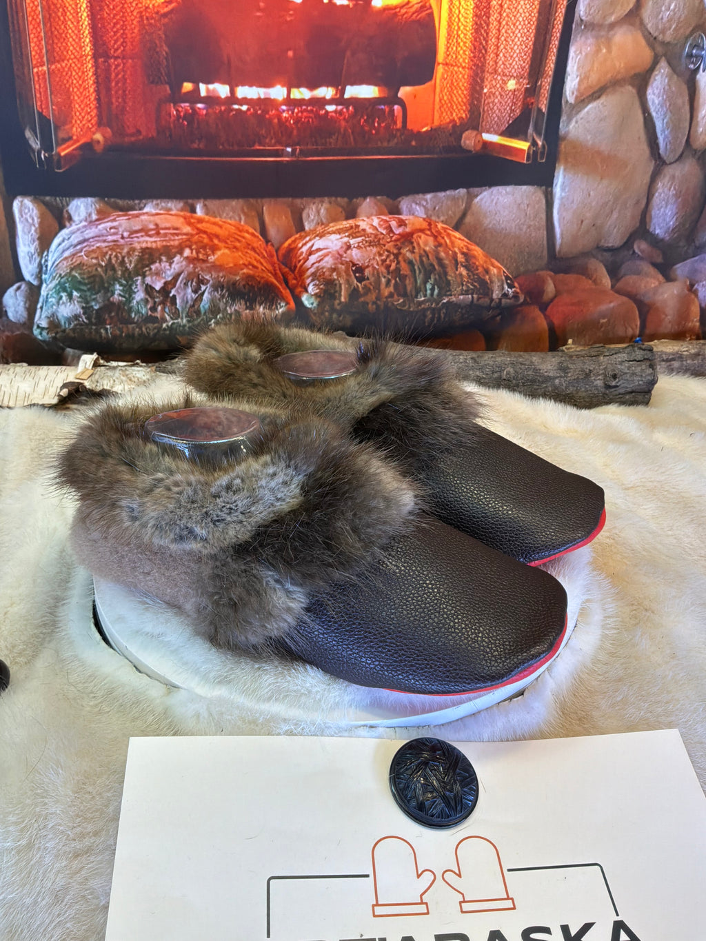 Slipper Les Rose pointure 9 Homme-11 femme – Sherling italien & cuir recyclé, pièce unique faite à la main au Québec