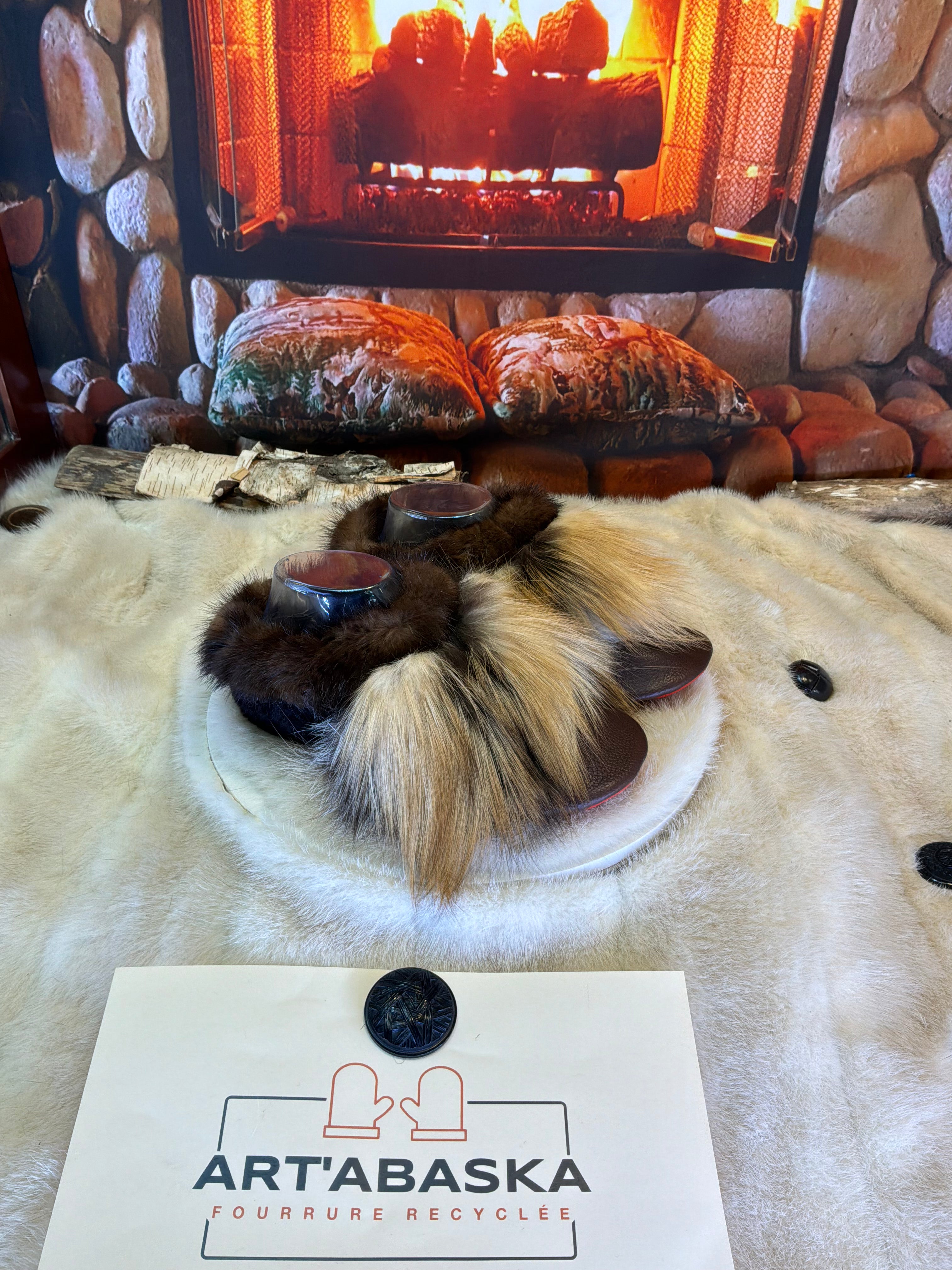 Slipper Diane pointure 7 femme – Sherling italien & cuir recyclé, pièce unique faite à la main au Québec