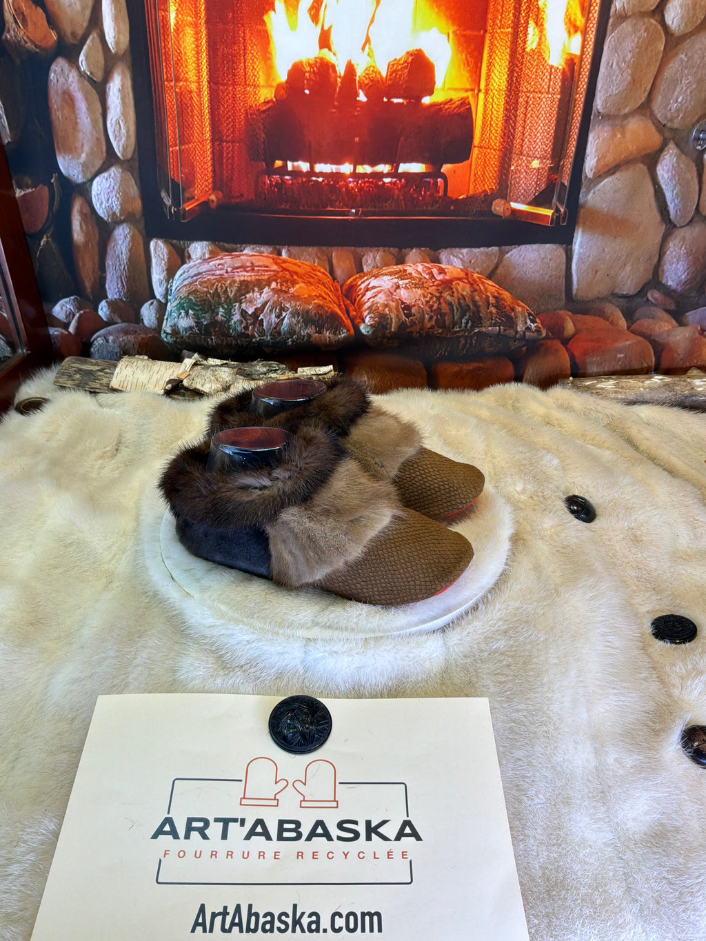 Slipper Aurore pointure 7 femme – Sherling italien & cuir recyclé, pièce unique faite à la main au Québec