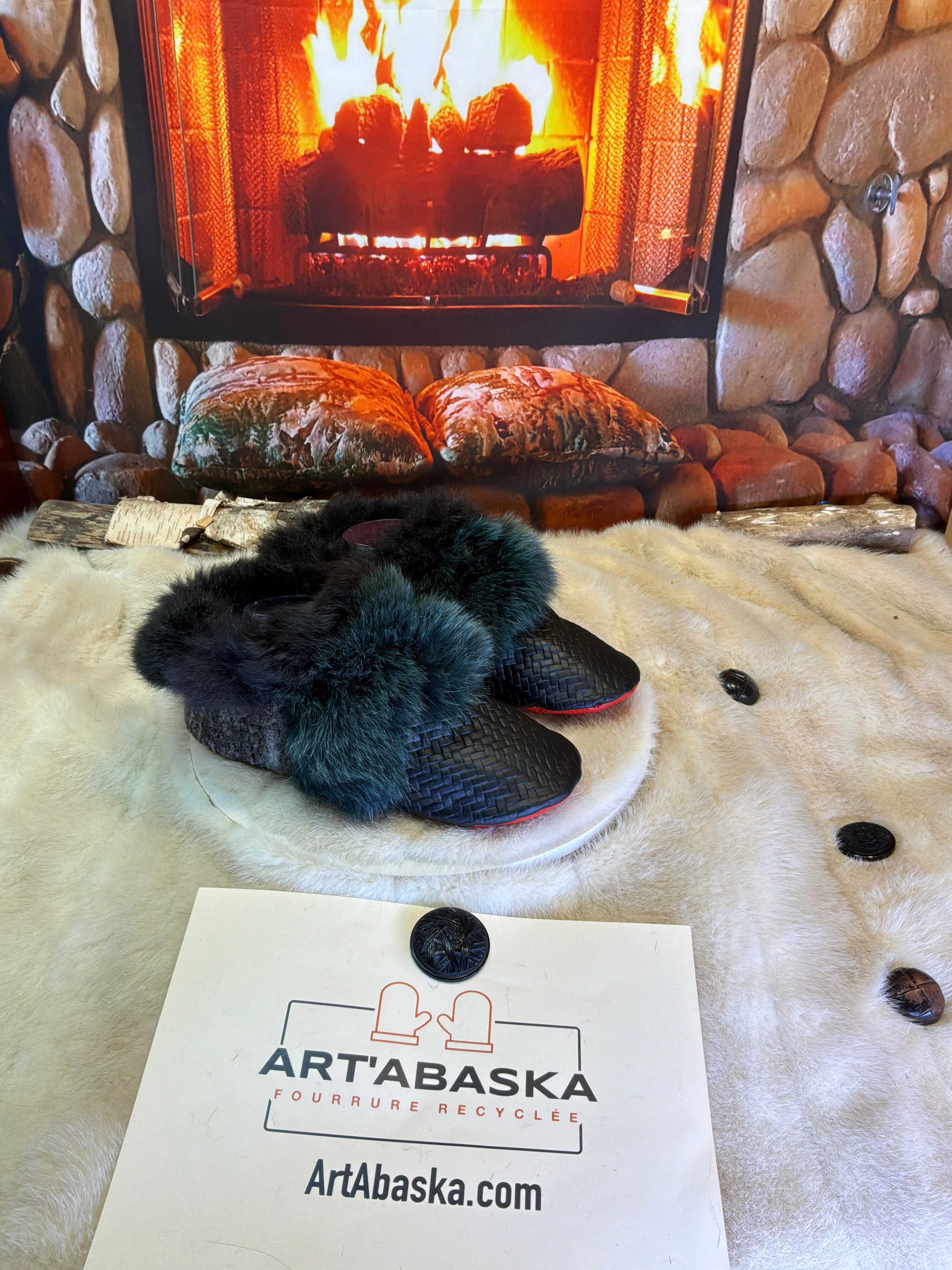Slipper Mariette pointure 8 femme – Sherling italien & cuir recyclé, pièce unique faite à la main au Québec