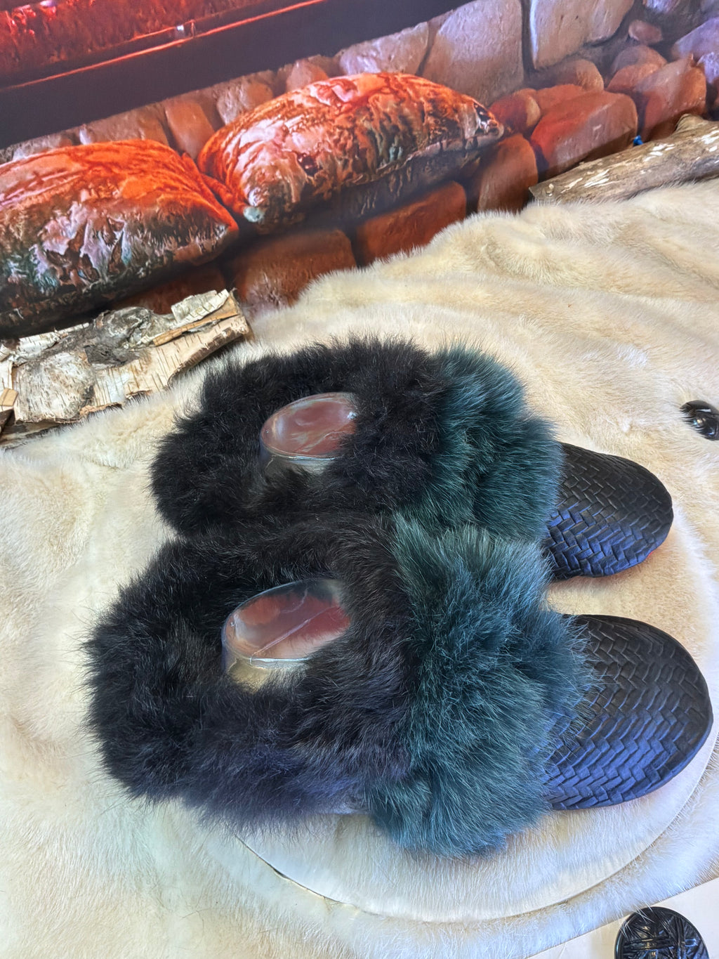 Slipper Mariette pointure 8 femme – Sherling italien & cuir recyclé, pièce unique faite à la main au Québec