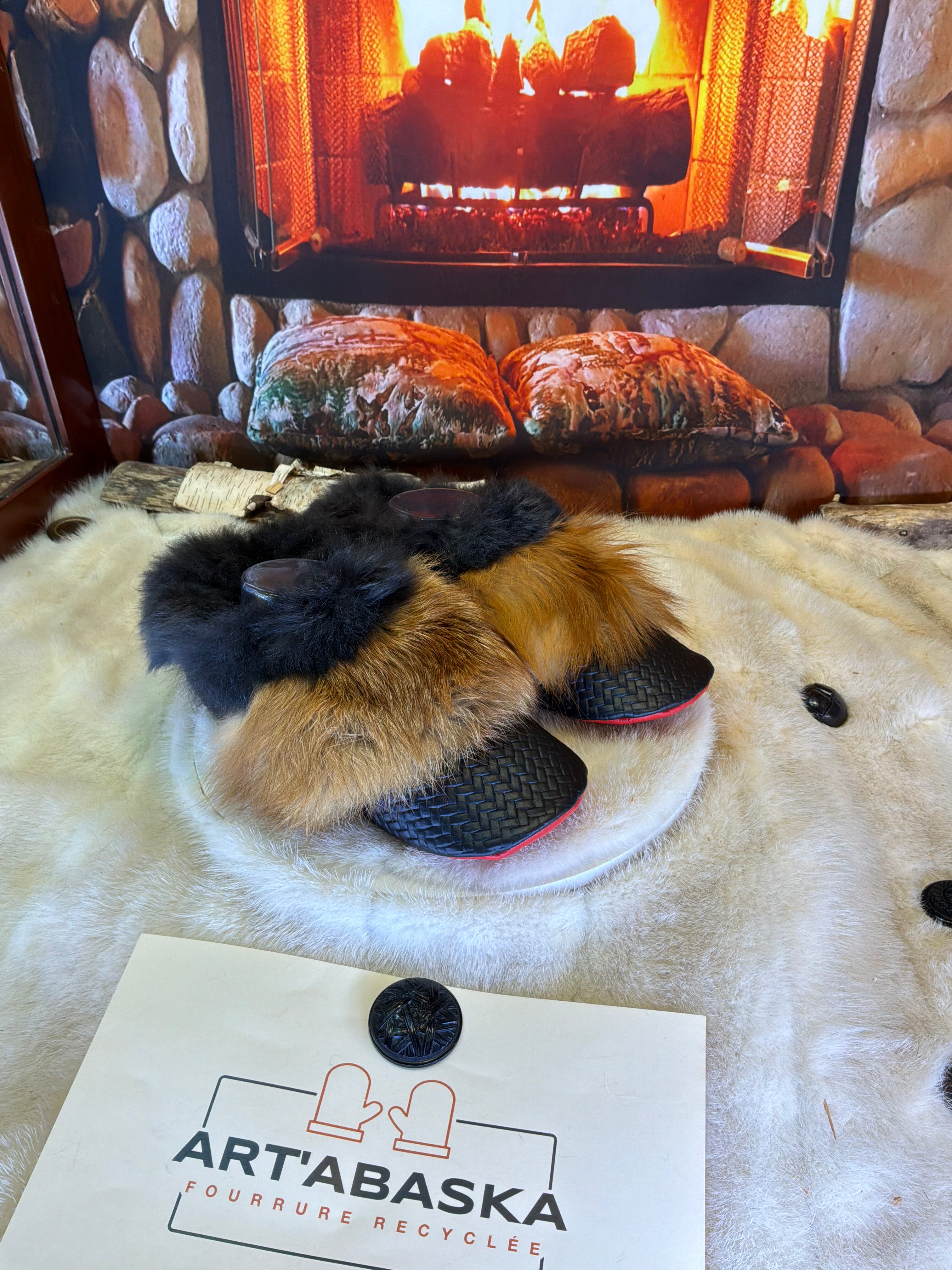 Slipper Yvonne pointure 10 femme – Sherling italien & cuir recyclé, pièce unique faite à la main au Québec