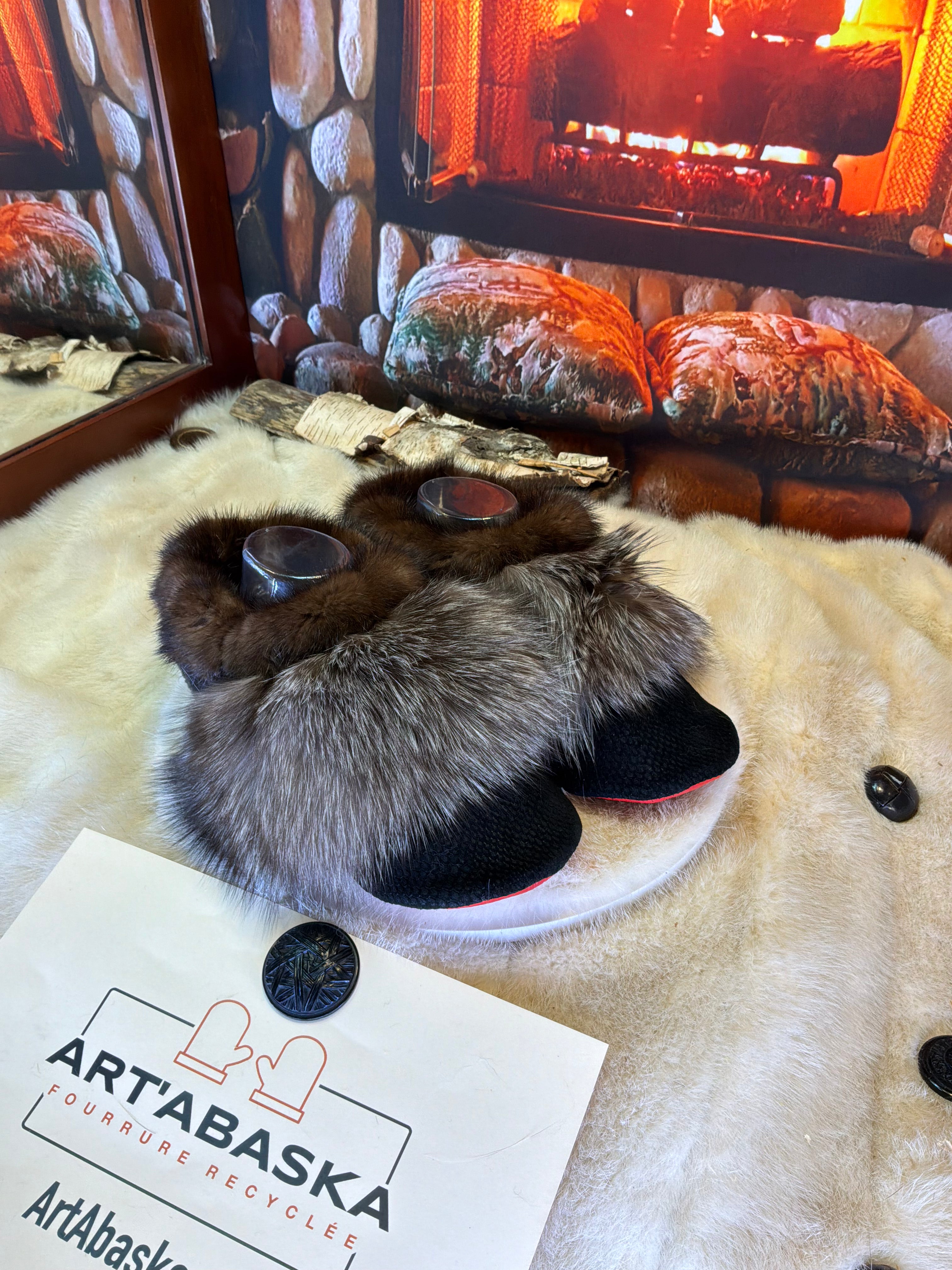 Slipper Irène pointure 10 femme – Sherling italien & cuir recyclé, pièce unique faite à la main au Québec