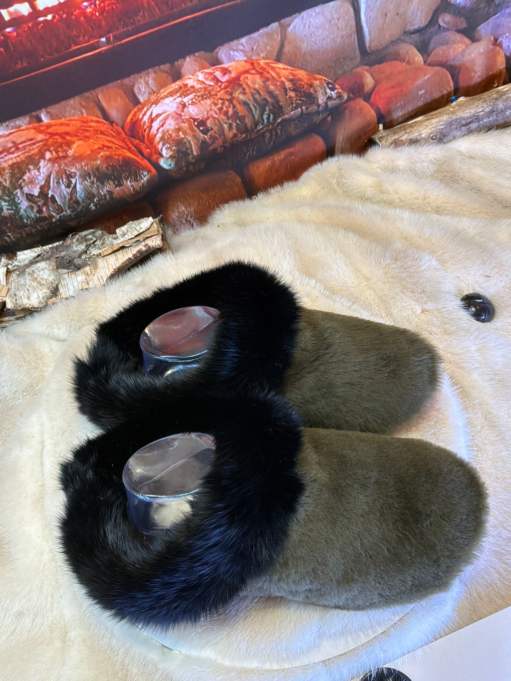 Slipper Simone pointure 7 femme – Sherling italien & cuir recyclé, pièce unique faite à la main au Québec