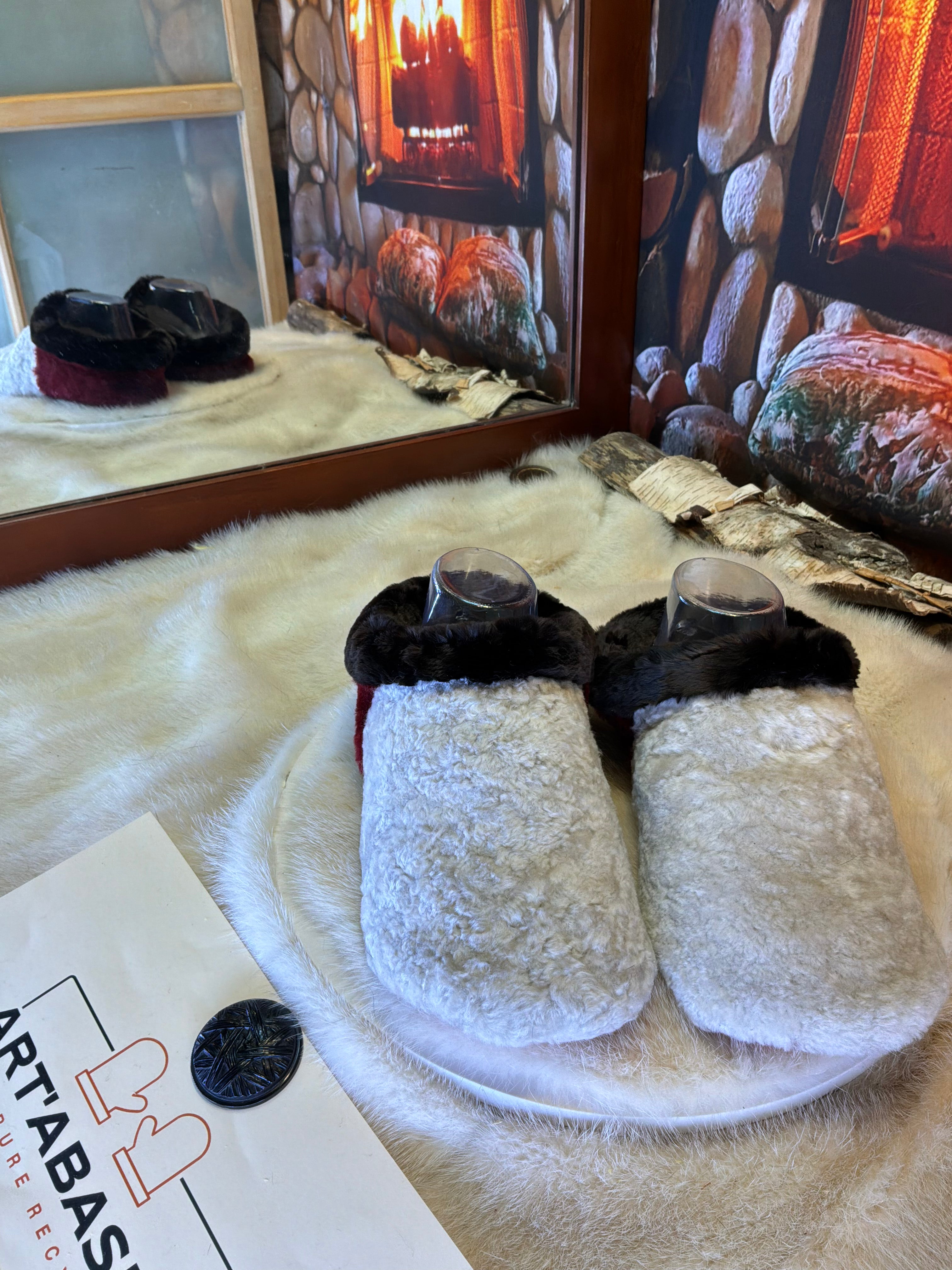 Slipper Irma pointure 7 femme – Sherling italien & cuir recyclé, pièce unique faite à la main au Québec