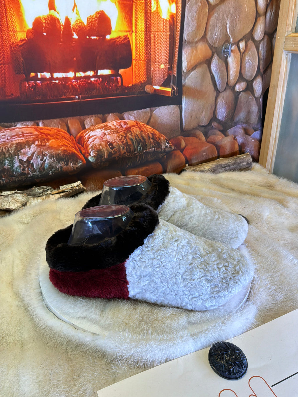 Slipper Irma pointure 7 femme – Sherling italien & cuir recyclé, pièce unique faite à la main au Québec