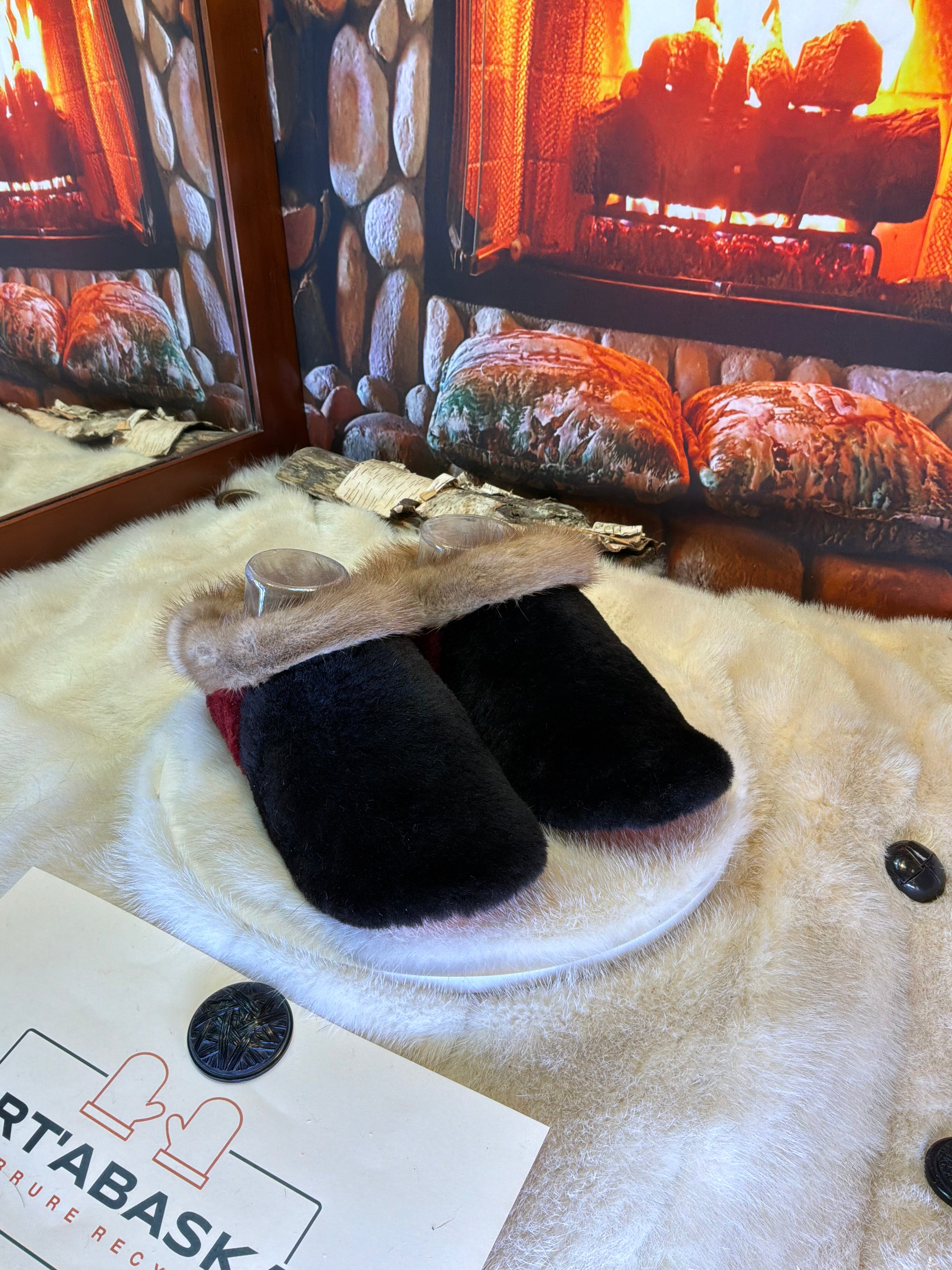 Slipper Rita pointure 7 femme – Sherling italien & cuir recyclé, pièce unique faite à la main au Québec
