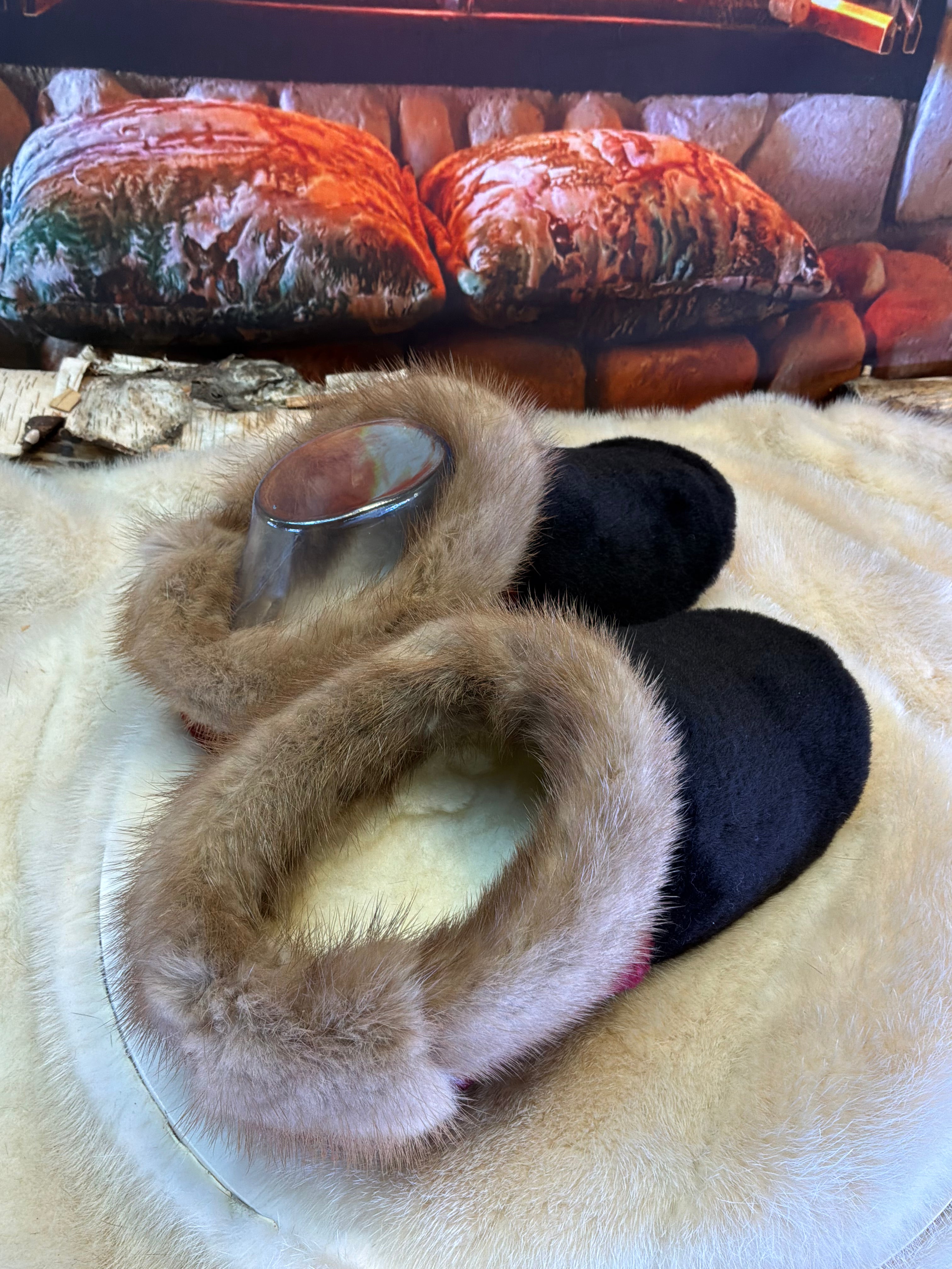 Slipper Rita pointure 7 femme – Sherling italien & cuir recyclé, pièce unique faite à la main au Québec