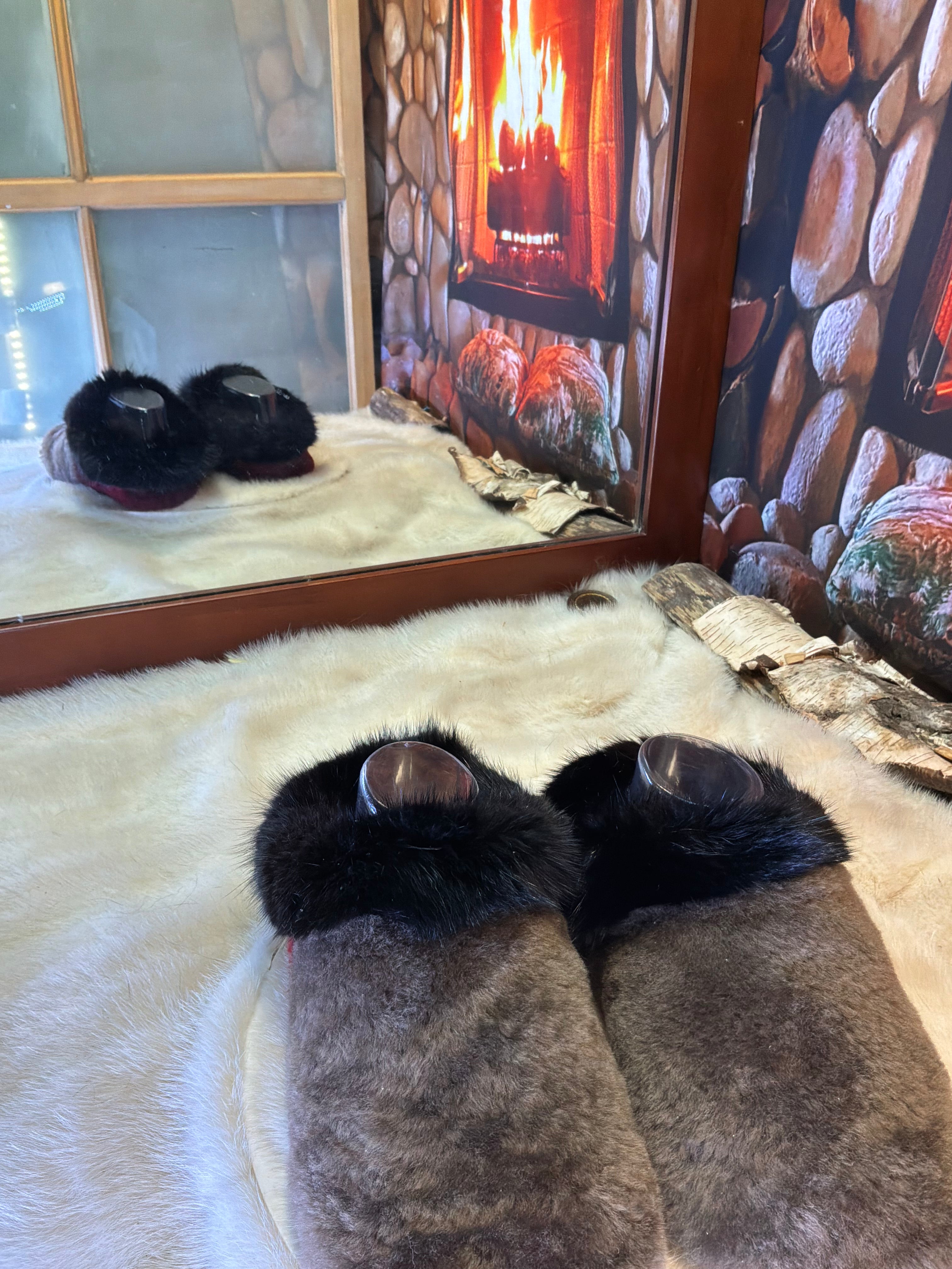 Slipper Pierrette pointure 7 femme – Sherling italien & cuir recyclé, pièce unique faite à la main au Québec