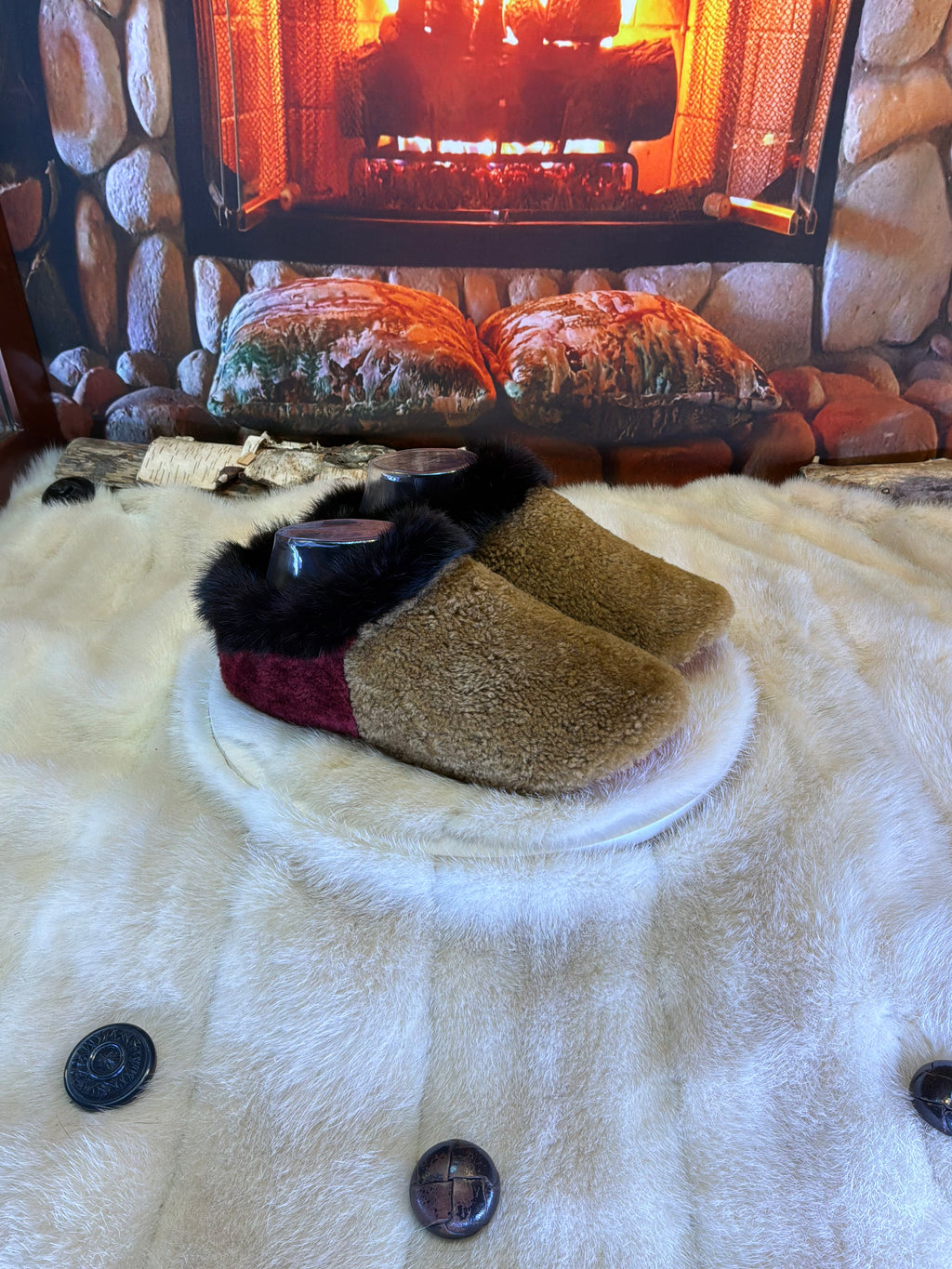 Slipper Jacynthe pointure 7 femme – Sherling italien & cuir recyclé, pièce unique faite à la main au Québec