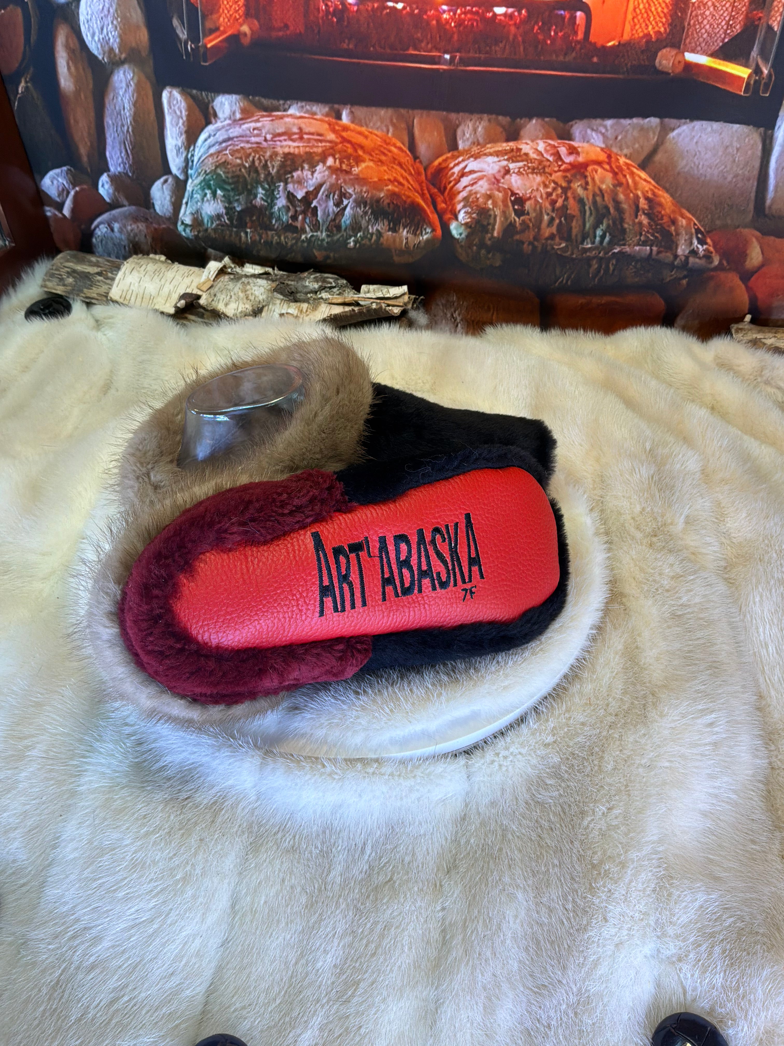 Slipper Adèle pointure 7 femme – Sherling italien & cuir recyclé, pièce unique faite à la main au Québec