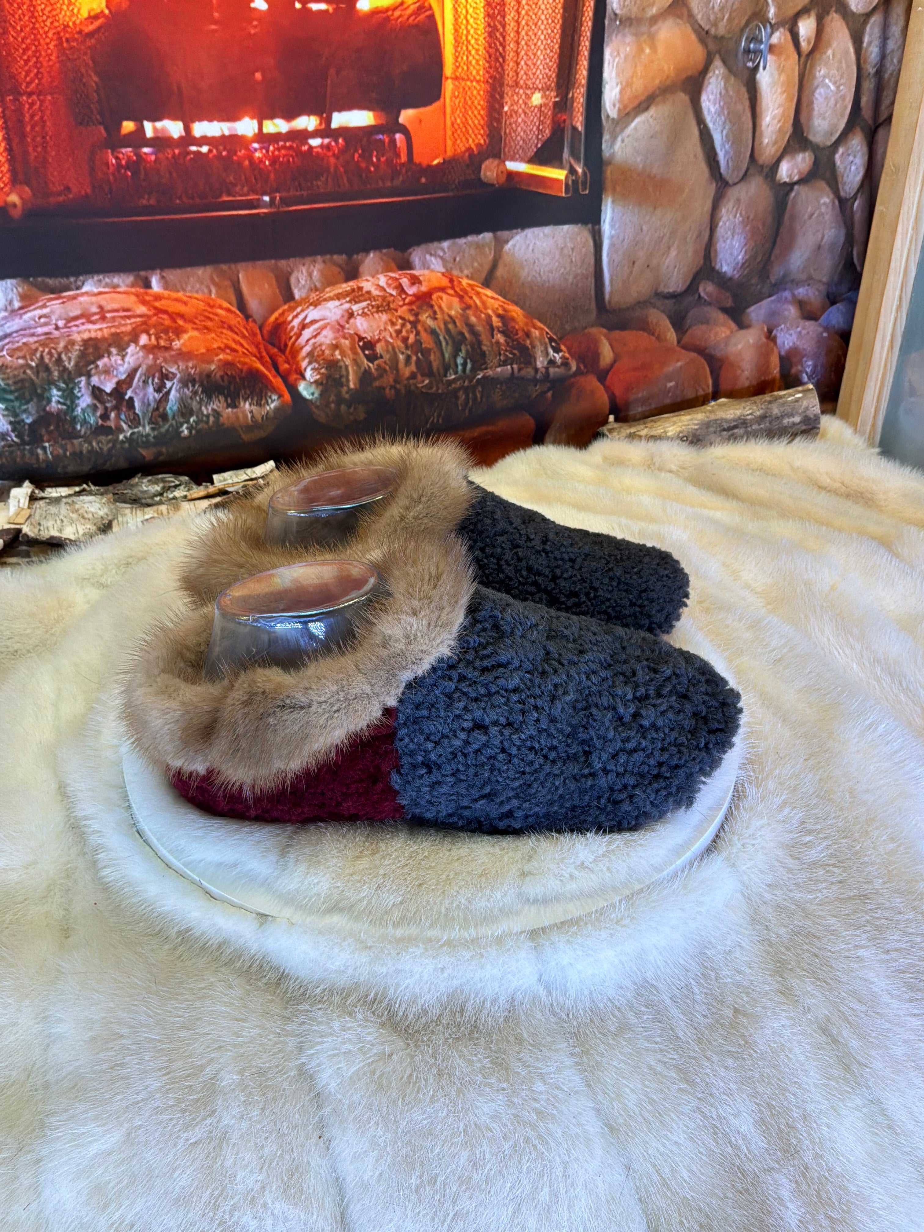Slipper Régine pointure 7 femme – Sherling italien & cuir recyclé, pièce unique faite à la main au Québec