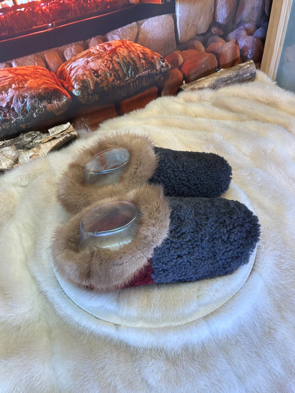 Slipper Régine pointure 7 femme – Sherling italien & cuir recyclé, pièce unique faite à la main au Québec