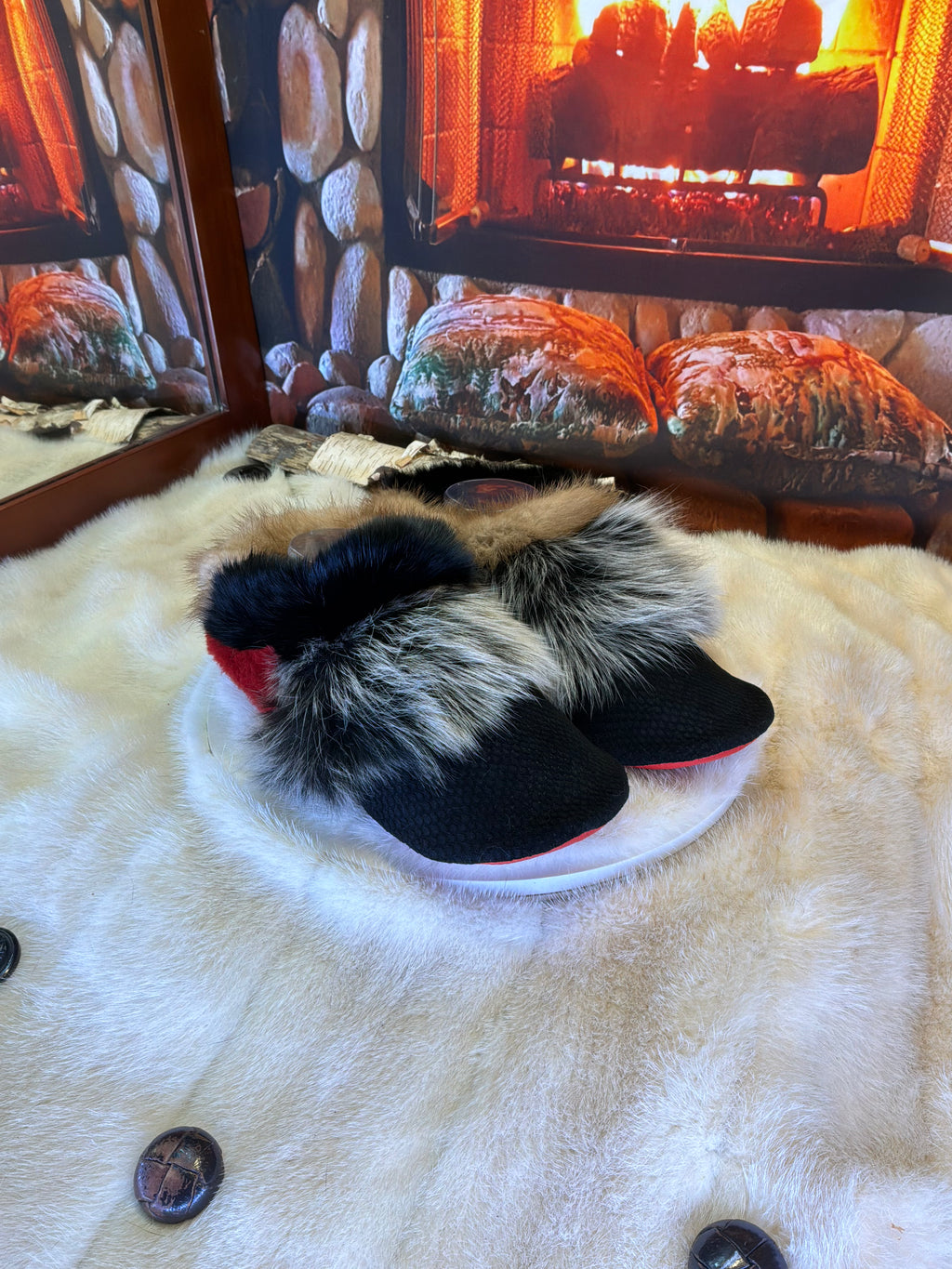 Slipper Ginette pointure 10 femme – Sherling italien & cuir recyclé, pièce unique faite à la main au Québec