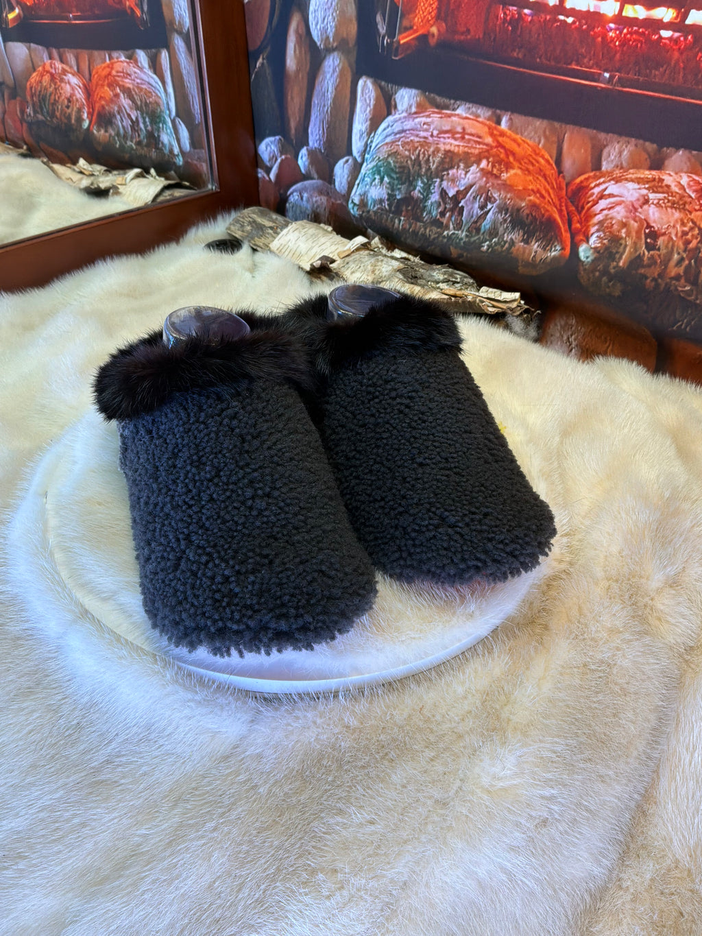 Slipper Rollande pointure 7 femme – Sherling italien & cuir recyclé, pièce unique faite à la main au Québec