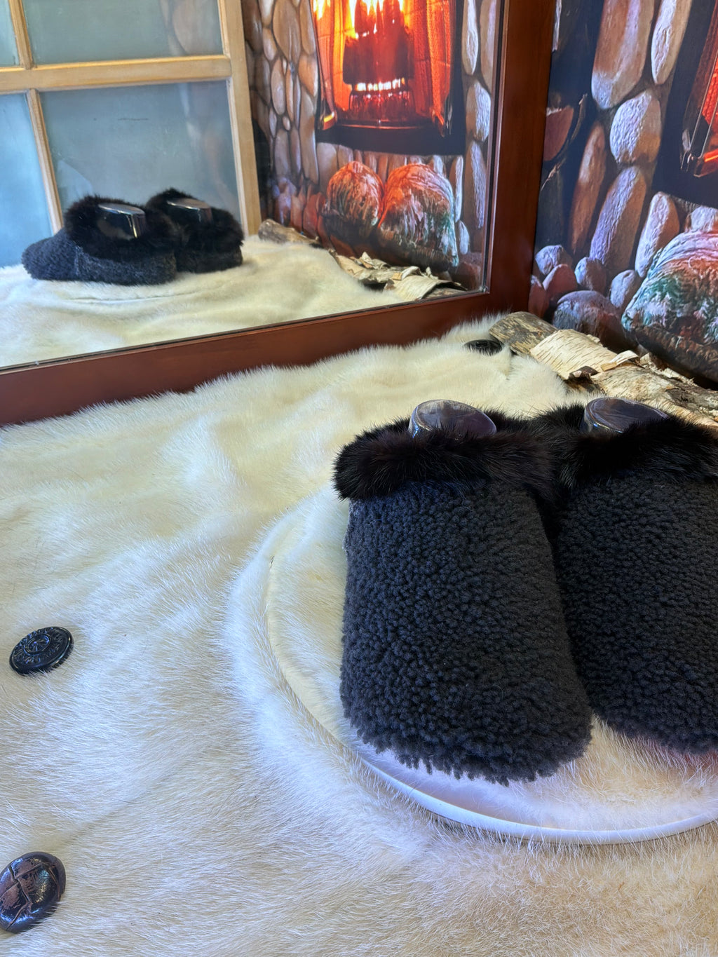 Slipper Rollande pointure 7 femme – Sherling italien & cuir recyclé, pièce unique faite à la main au Québec