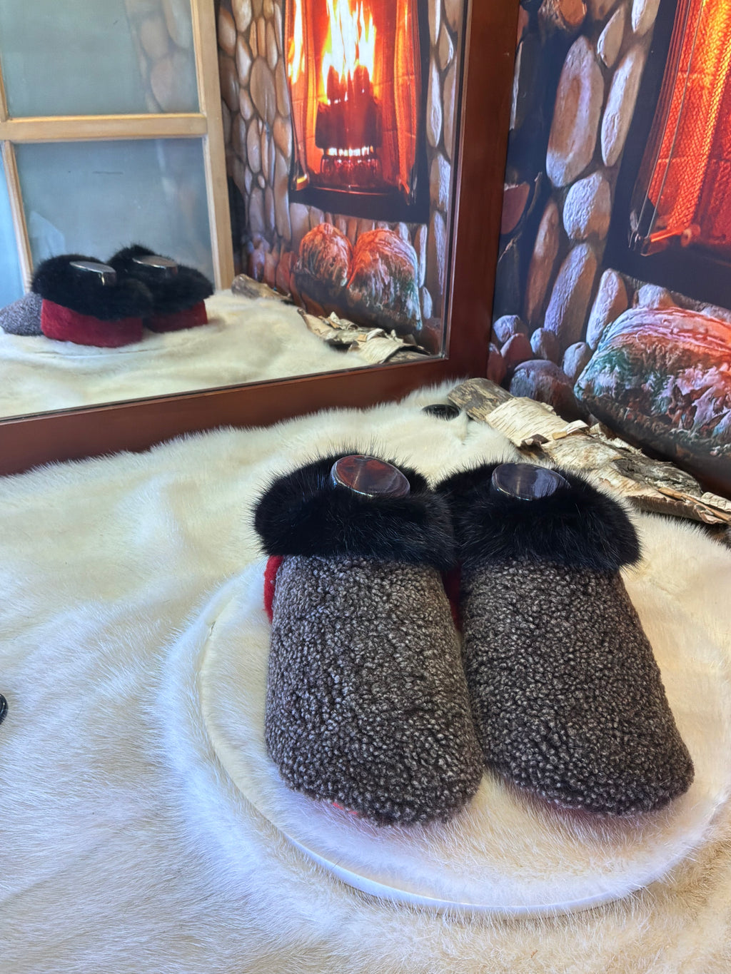 Slipper Jeanne pointure 7 femme – Sherling italien & cuir recyclé, pièce unique faite à la main au Québec
