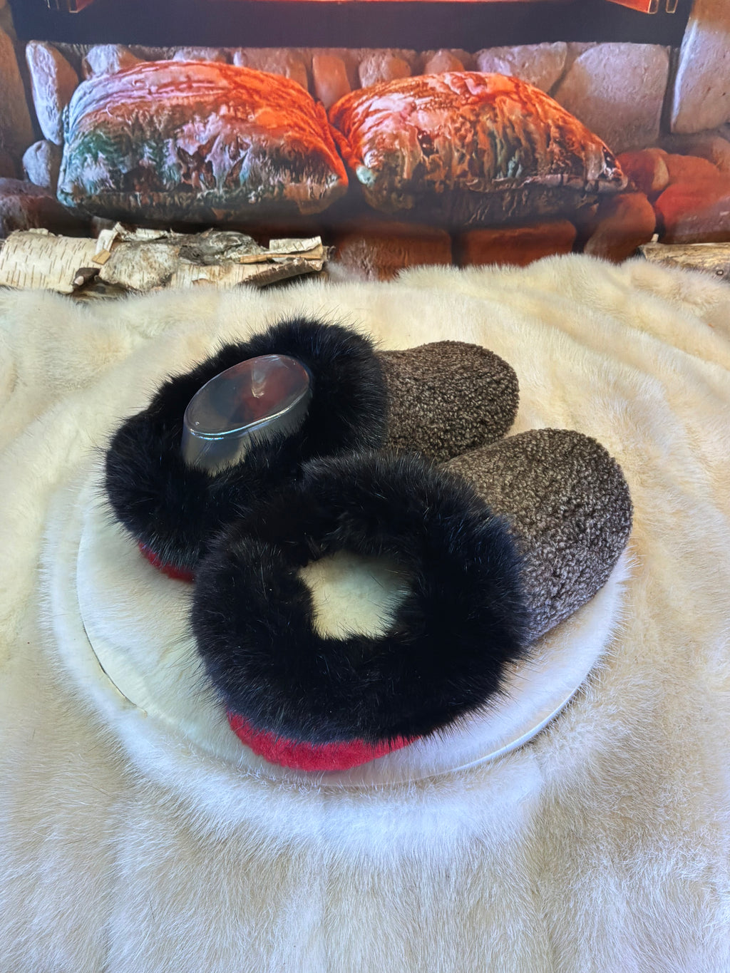 Slipper Jeanne pointure 7 femme – Sherling italien & cuir recyclé, pièce unique faite à la main au Québec