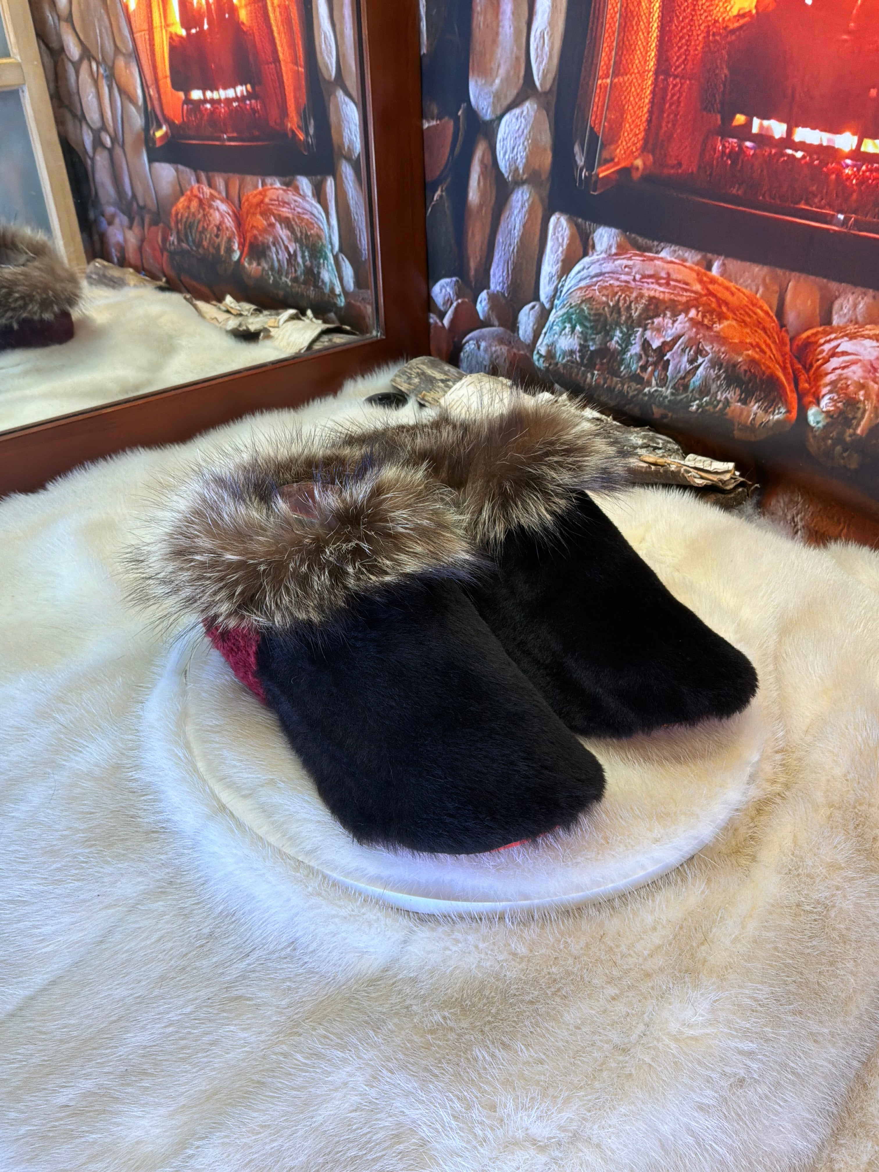 Slipper Blanche pointure 8 femme – Sherling italien & cuir recyclé, pièce unique faite à la main au Québec