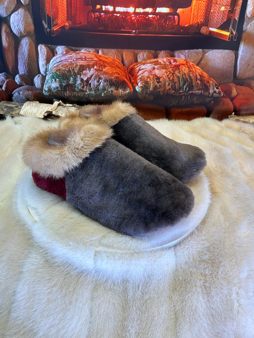 Slipper Rachelle pointure 8 femme – Sherling italien & cuir recyclé, pièce unique faite à la main au Québec