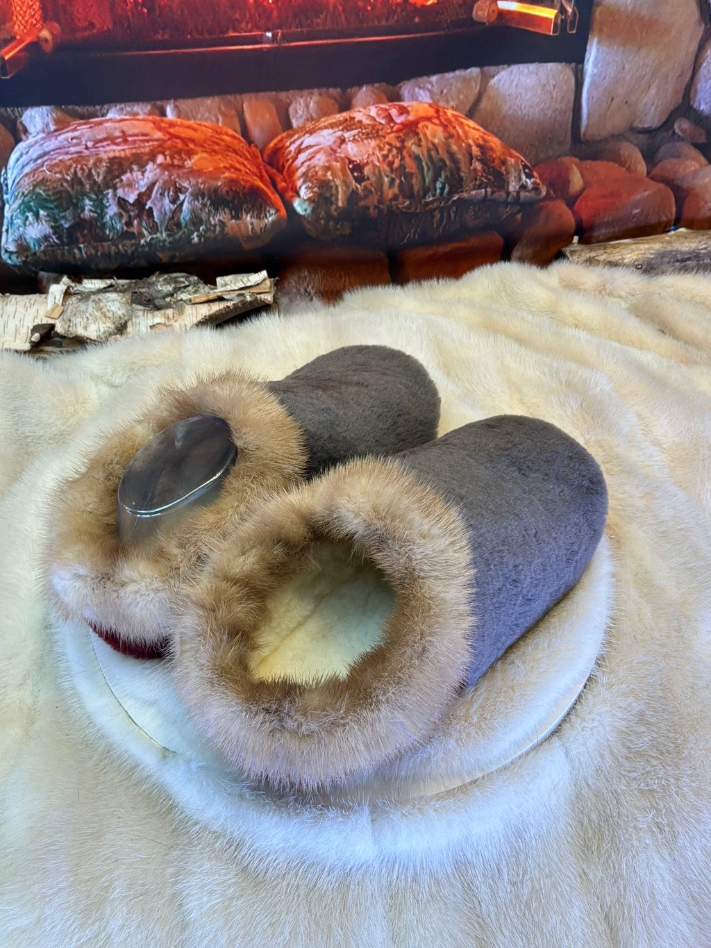 Slipper Rachelle pointure 8 femme – Sherling italien & cuir recyclé, pièce unique faite à la main au Québec