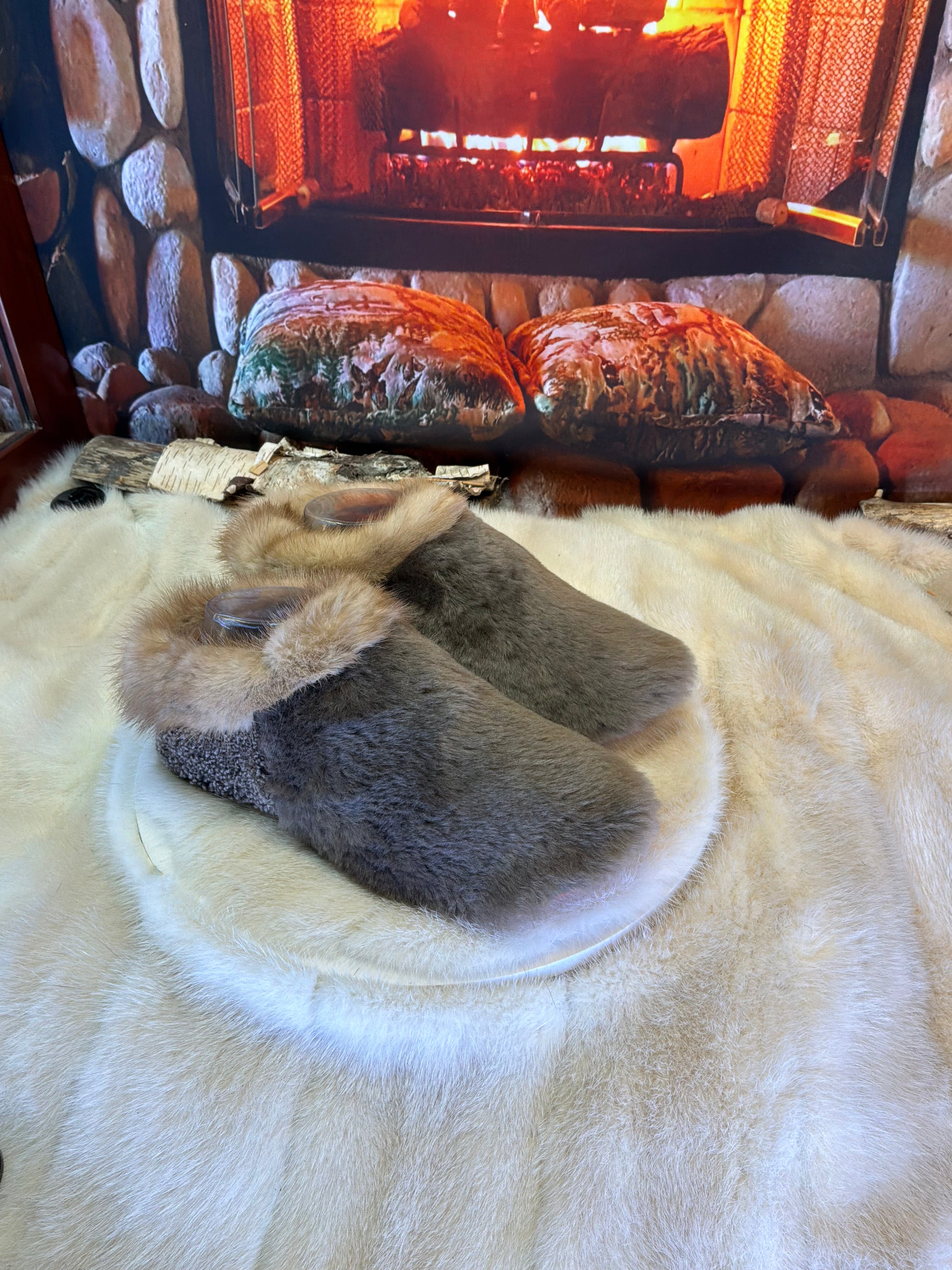 Slipper Claude pointure 8 femme – Sherling italien & cuir recyclé, pièce unique faite à la main au Québec