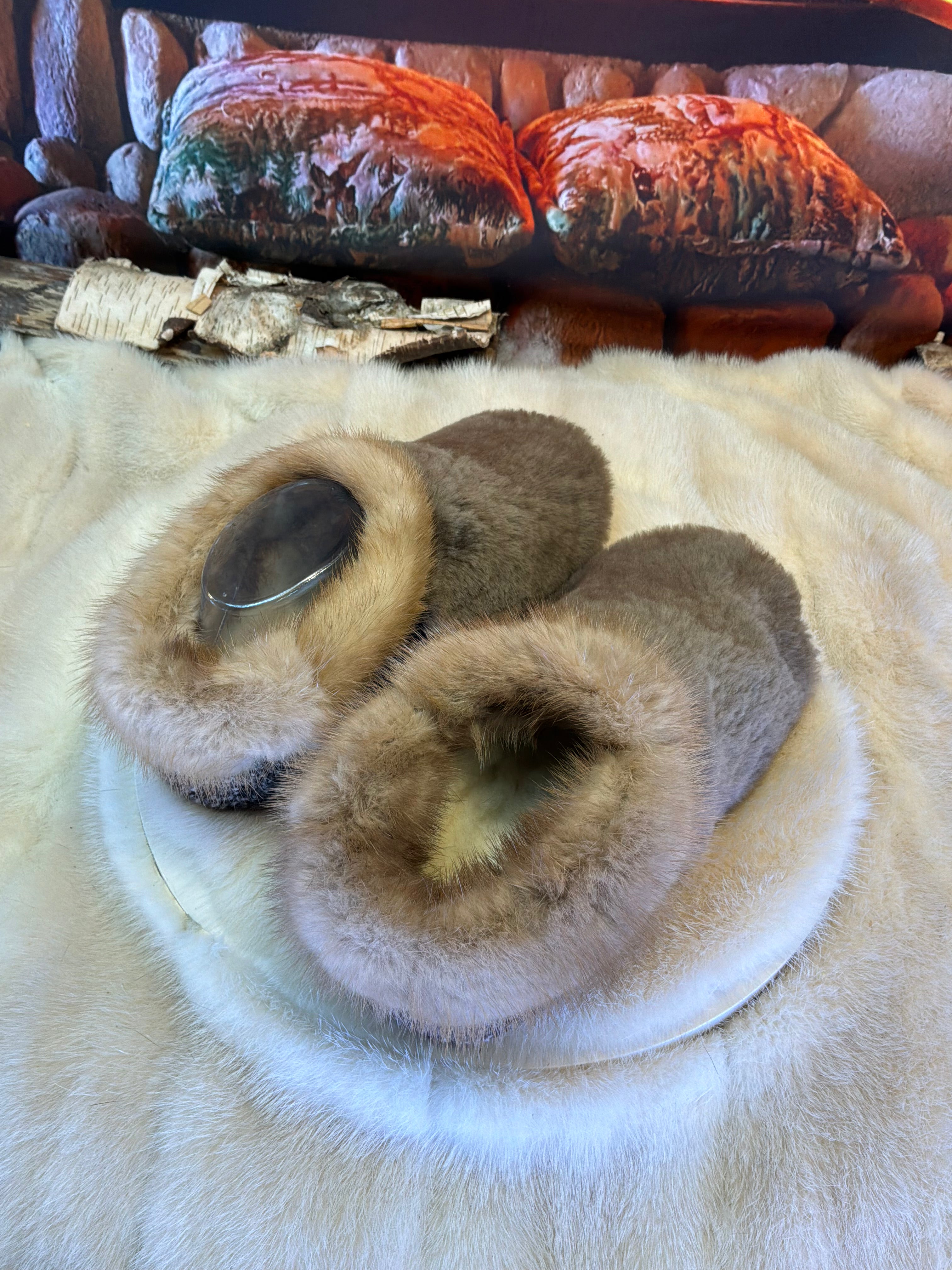 Slipper Claude pointure 8 femme – Sherling italien & cuir recyclé, pièce unique faite à la main au Québec