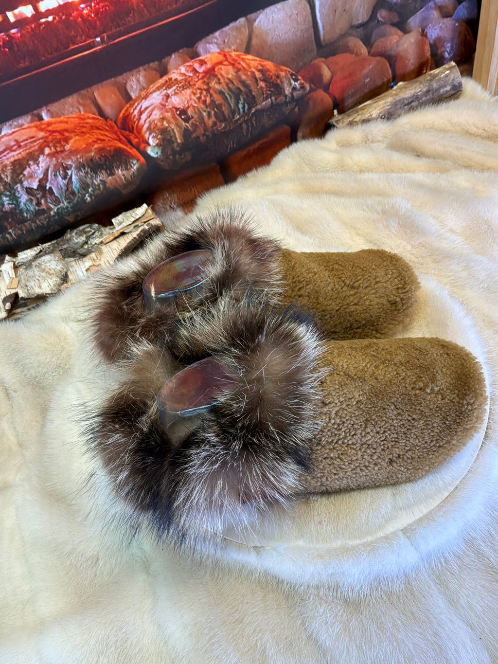 Slipper Sylvie pointure 8 femme – Sherling italien & cuir recyclé, pièce unique faite à la main au Québec