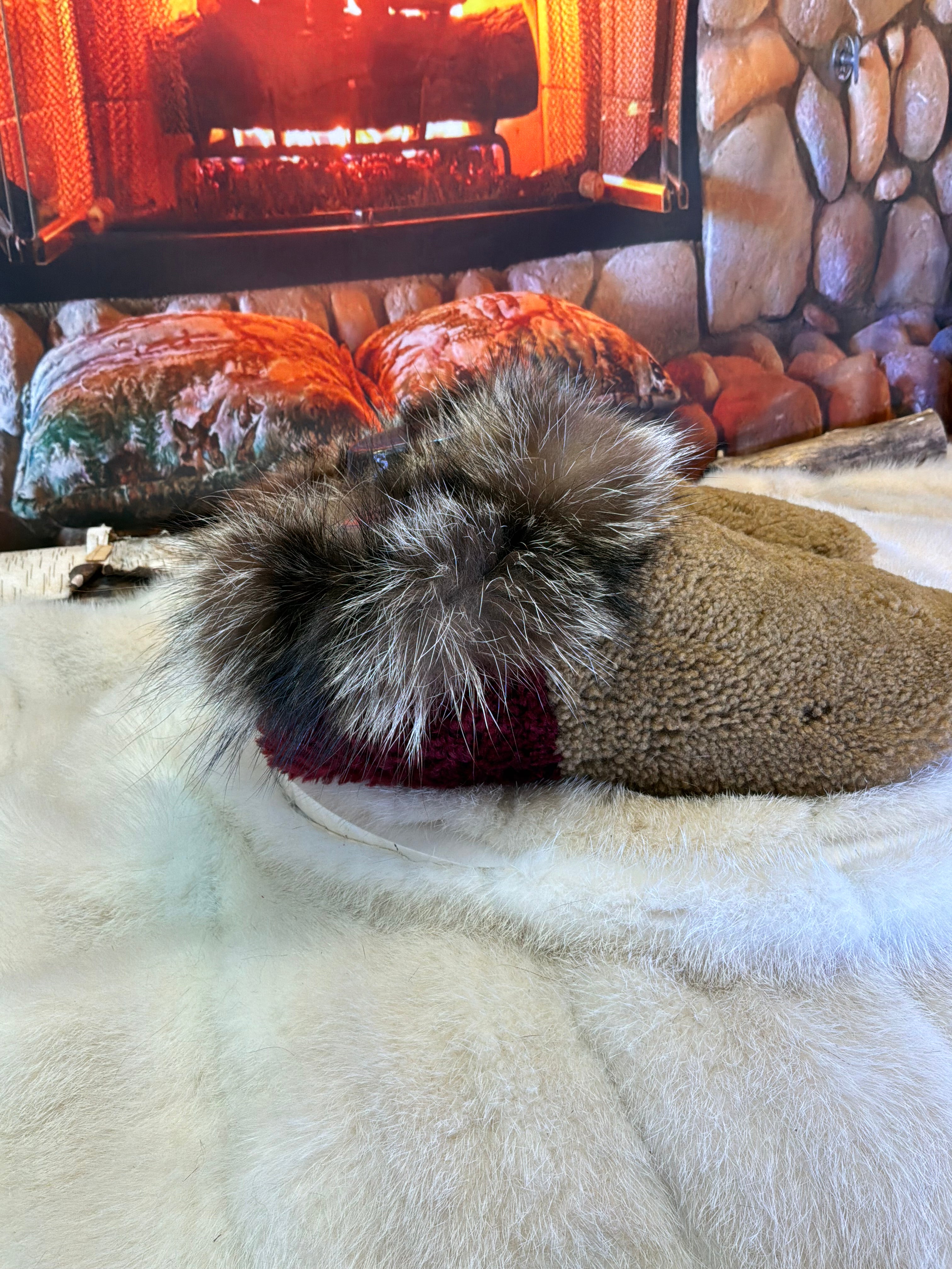 Slipper Sylvie pointure 8 femme – Sherling italien & cuir recyclé, pièce unique faite à la main au Québec