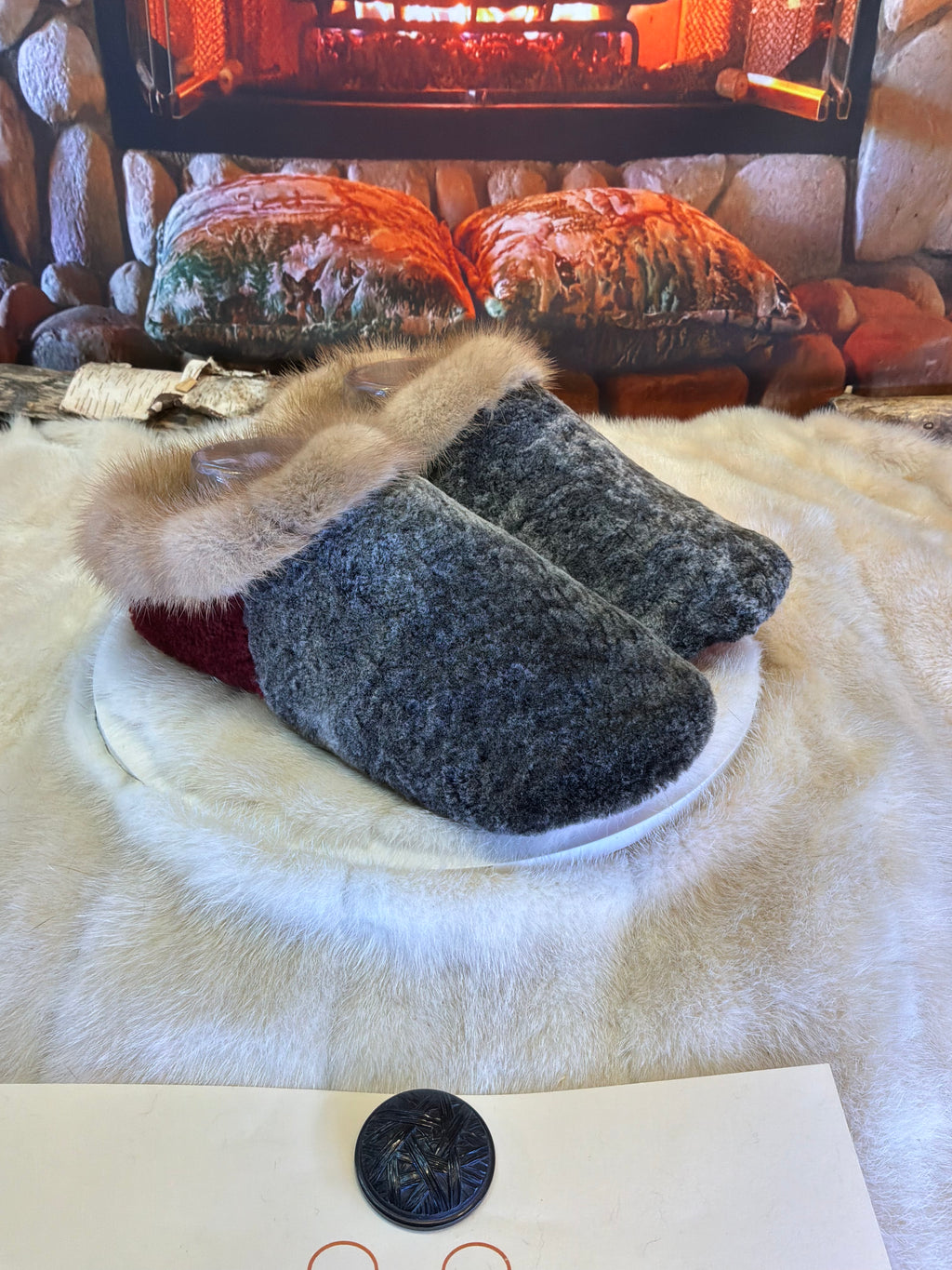 Slipper Raymonde pointure 8 femme – Sherling italien & cuir recyclé, pièce unique faite à la main au Québec