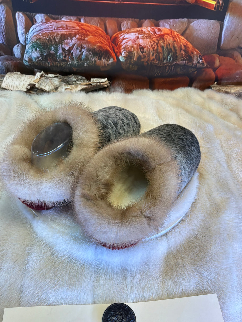 Slipper Raymonde pointure 8 femme – Sherling italien & cuir recyclé, pièce unique faite à la main au Québec
