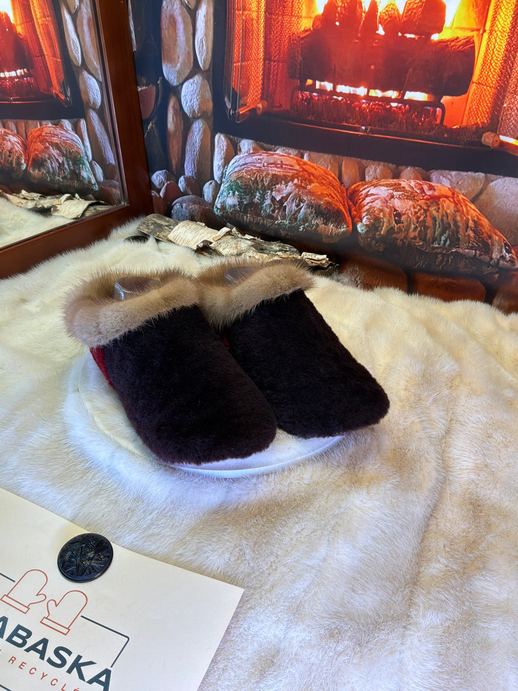 Slipper Gisèle pointure 8 femme – Sherling italien & cuir recyclé, pièce unique faite à la main au Québec