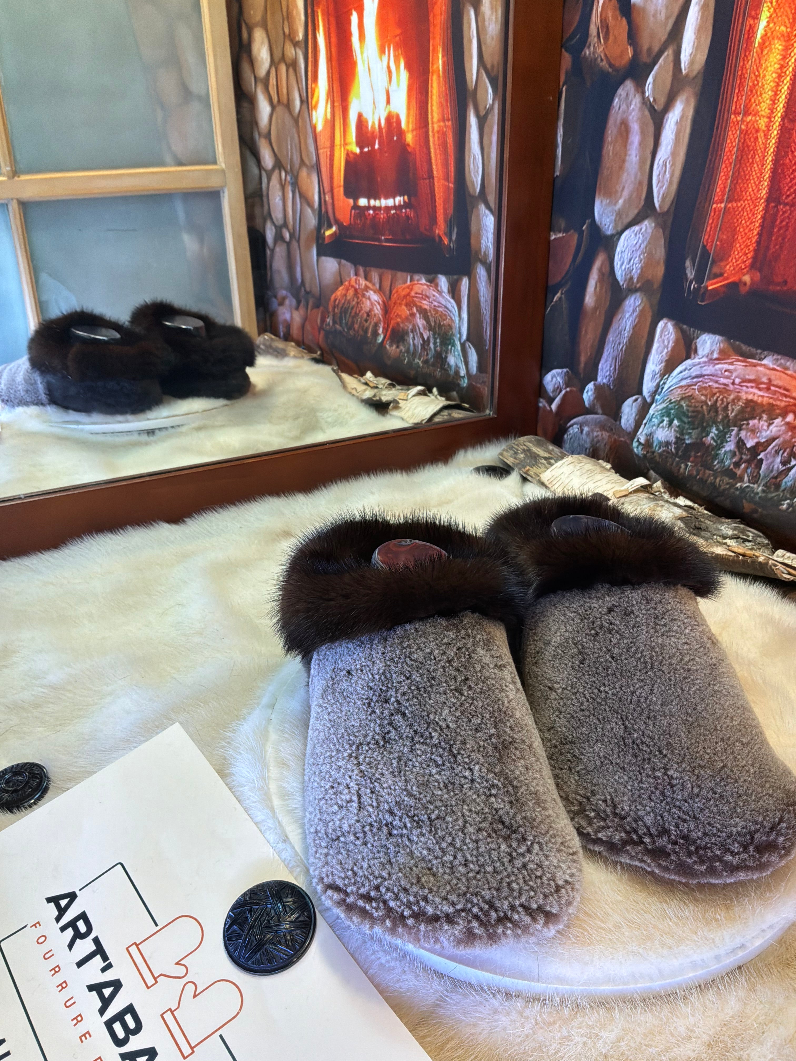 Slipper Jeanne-Mance pointure 9 femme – Sherling italien & cuir recyclé, pièce unique faite à la main au Québec
