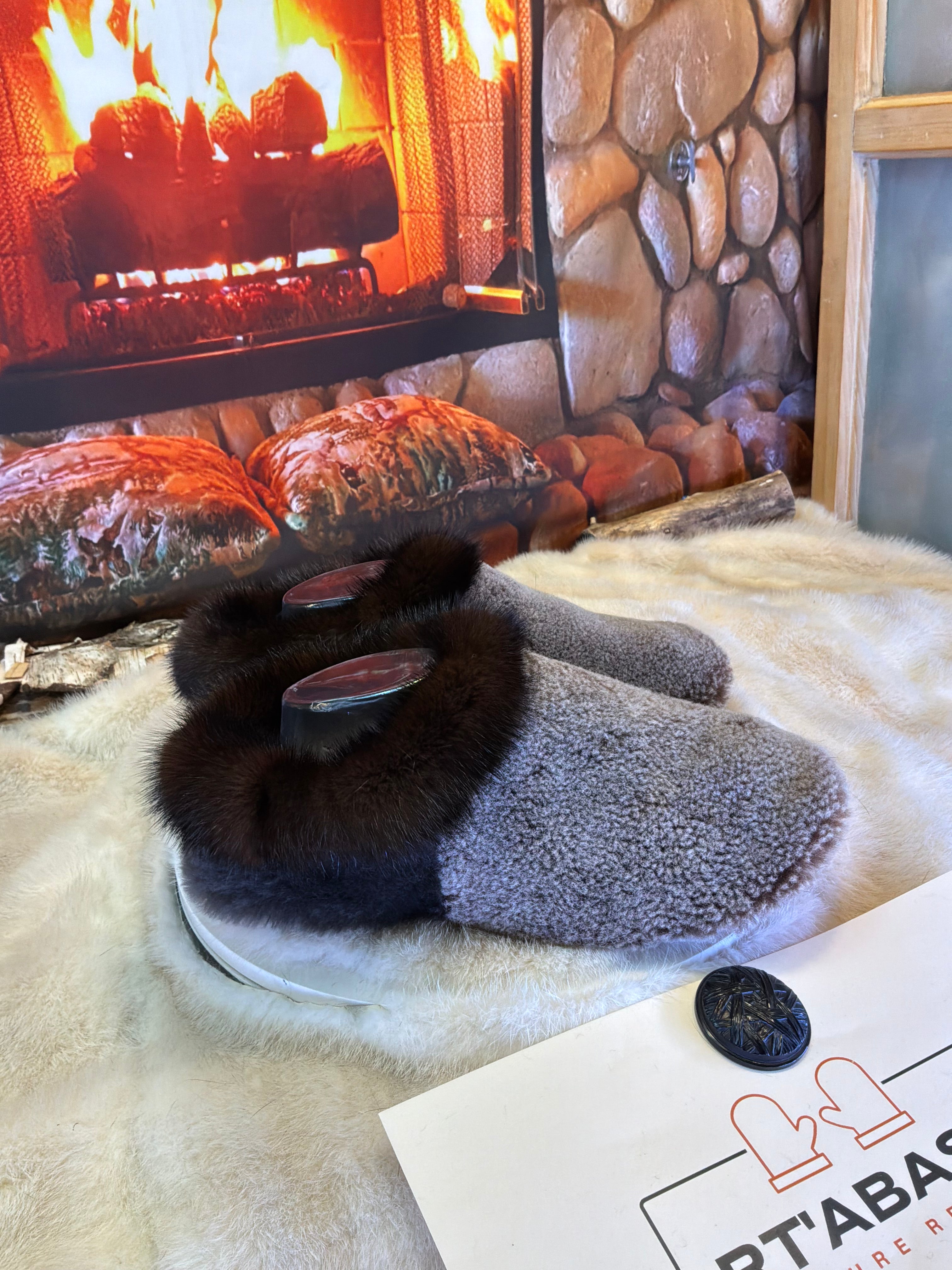 Slipper Jeanne-Mance pointure 9 femme – Sherling italien & cuir recyclé, pièce unique faite à la main au Québec