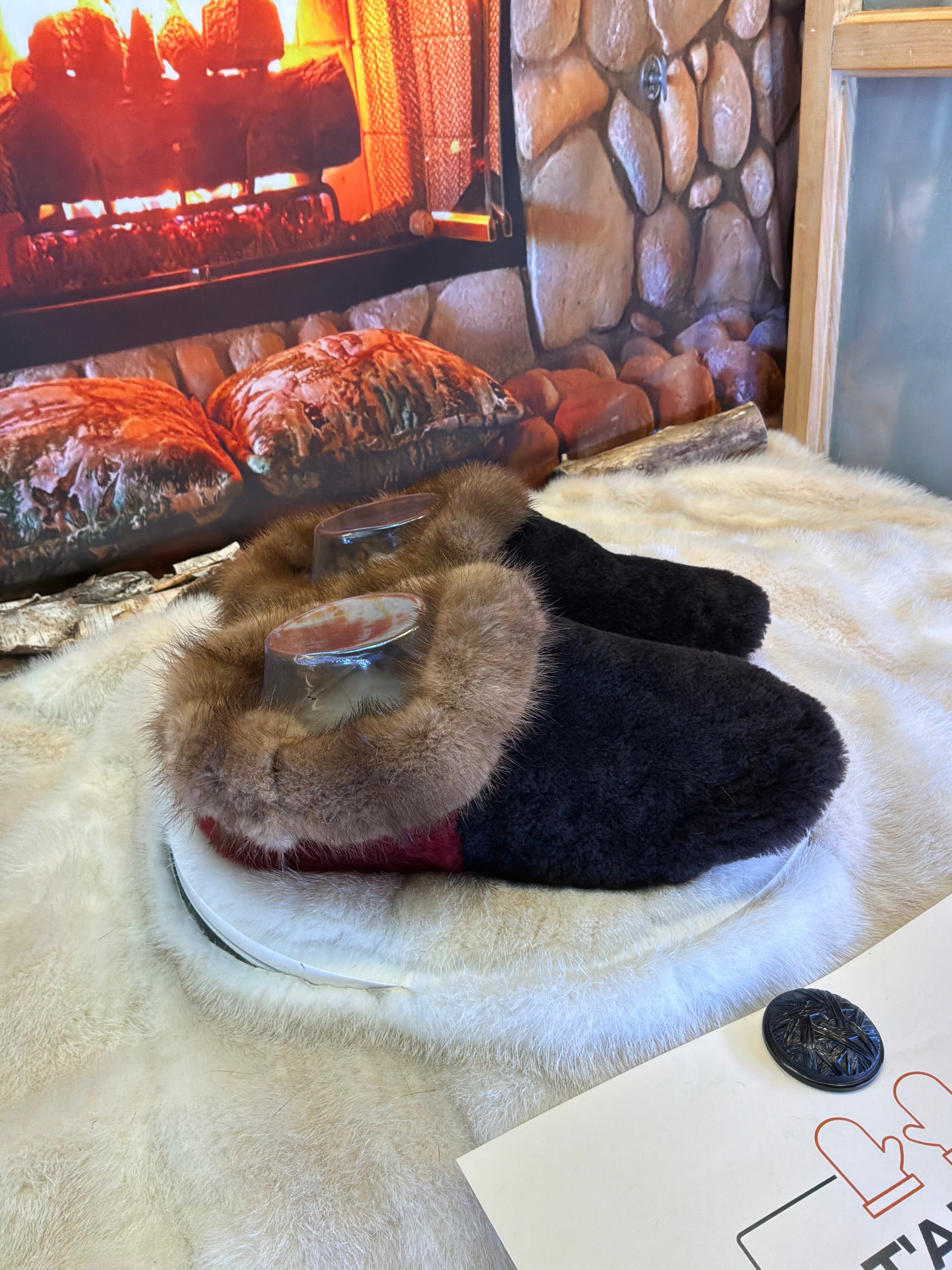 Slipper Pauline pointure 9 femme – Sherling italien & cuir recyclé, pièce unique faite à la main au Québec