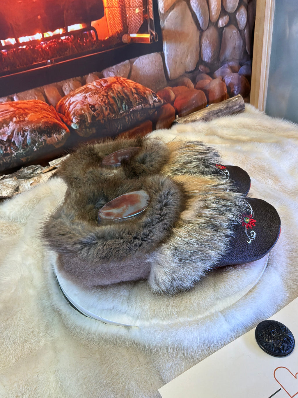 Slipper Diane pointure 9 Homme / 11 femme  – Sherling italien & cuir recyclé, pièce unique faite à la main au Québec édition spéciale