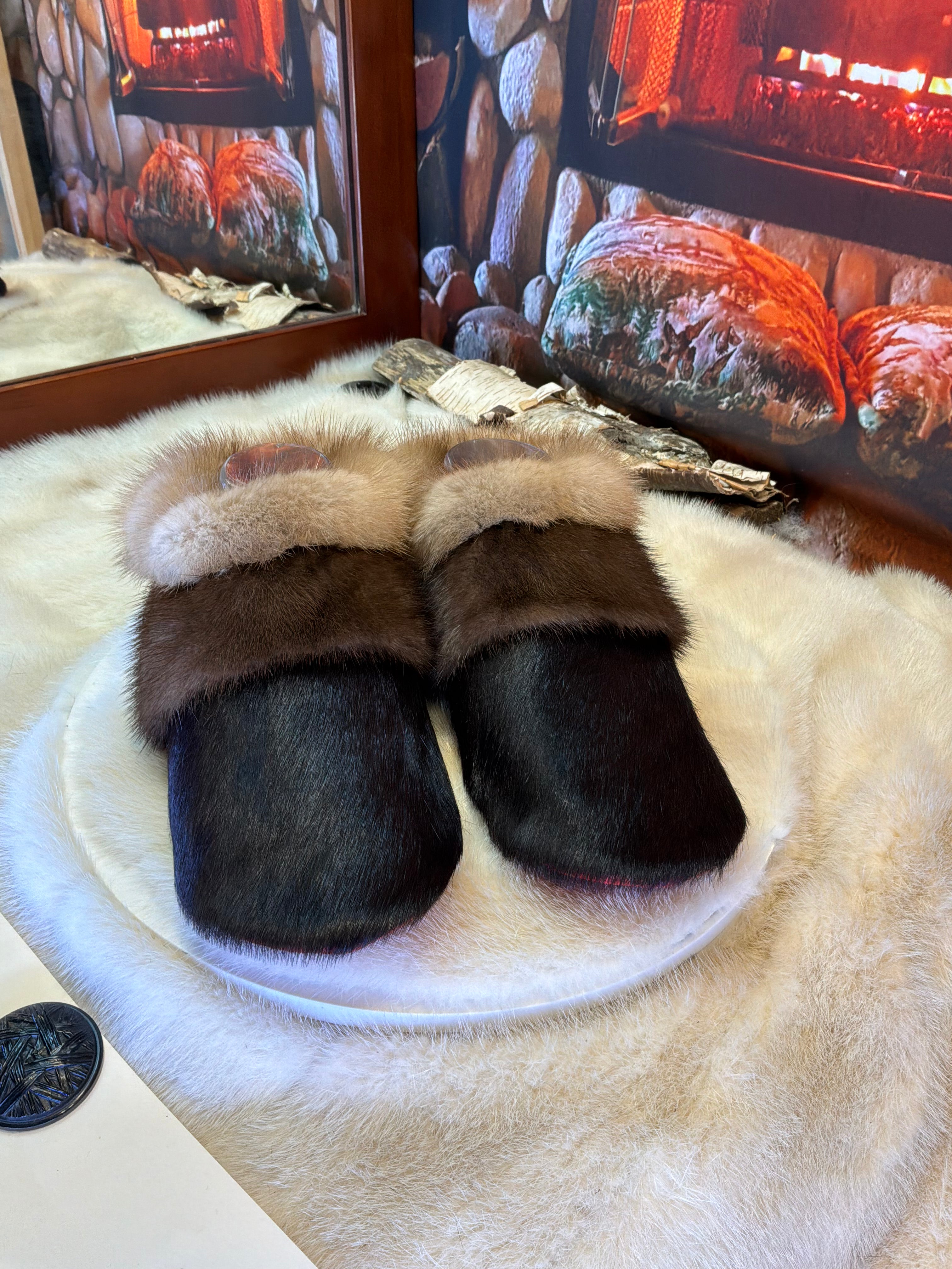 Slipper Jocelyne pointure 8 femme – Sherling italien & cuir recyclé, pièce unique faite à la main au Québec