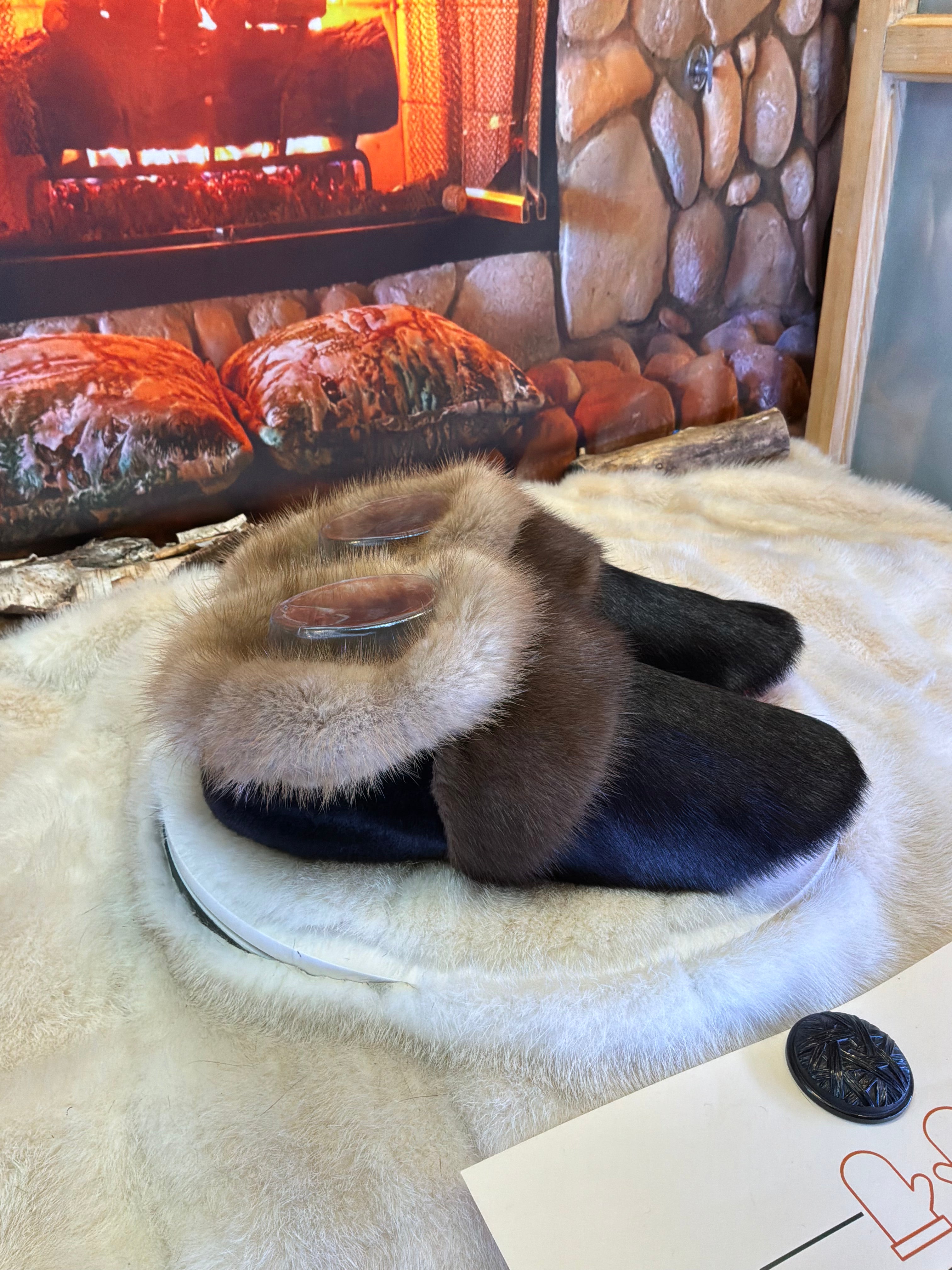 Slipper Jocelyne pointure 8 femme – Sherling italien & cuir recyclé, pièce unique faite à la main au Québec