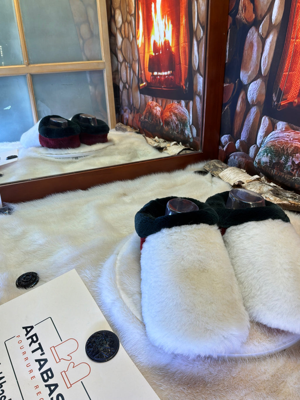 Slipper Jacqueline pointure 9 femme – Sherling italien & cuir recyclé, pièce unique faite à la main au Québec