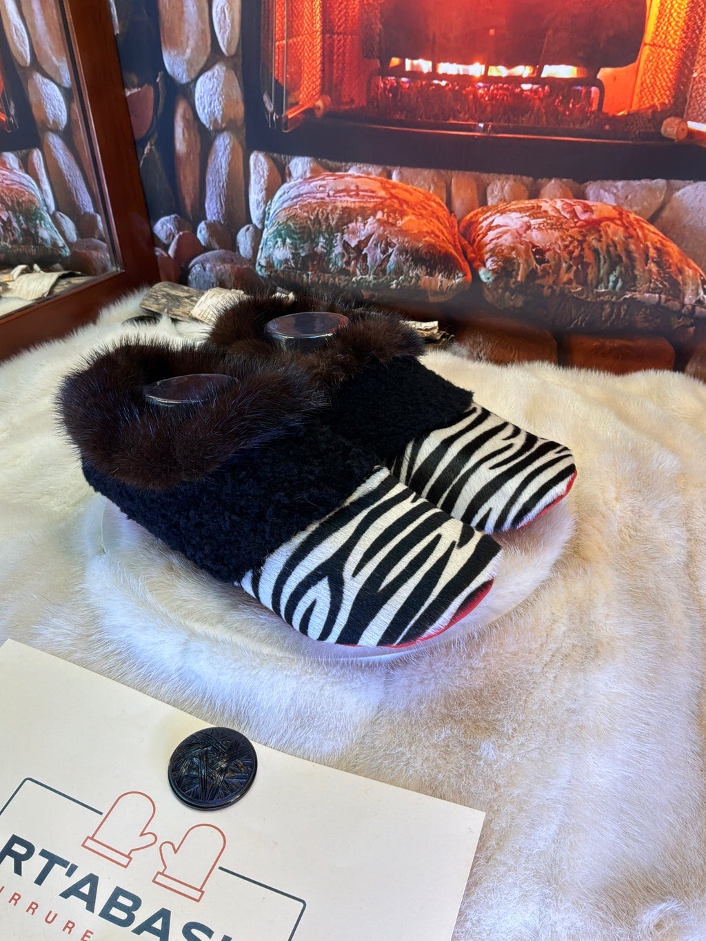 Slipper Gilberte pointure 9 Homme / 11 femme  – Sherling italien & cuir recyclé, pièce unique faite à la main au Québec